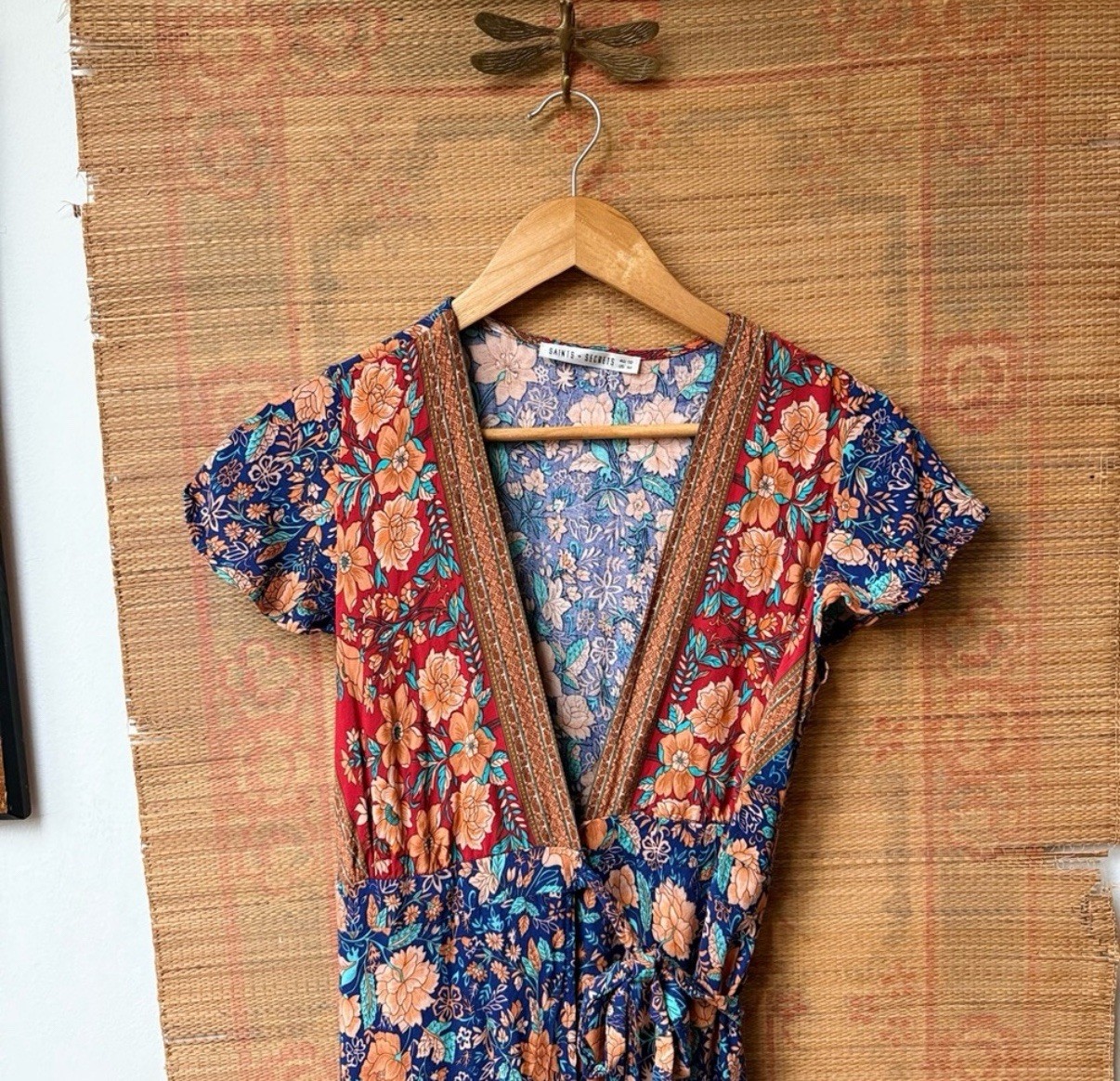 Saints + Secrets Boho Floral V Neck Wrap Midi Dress Medium