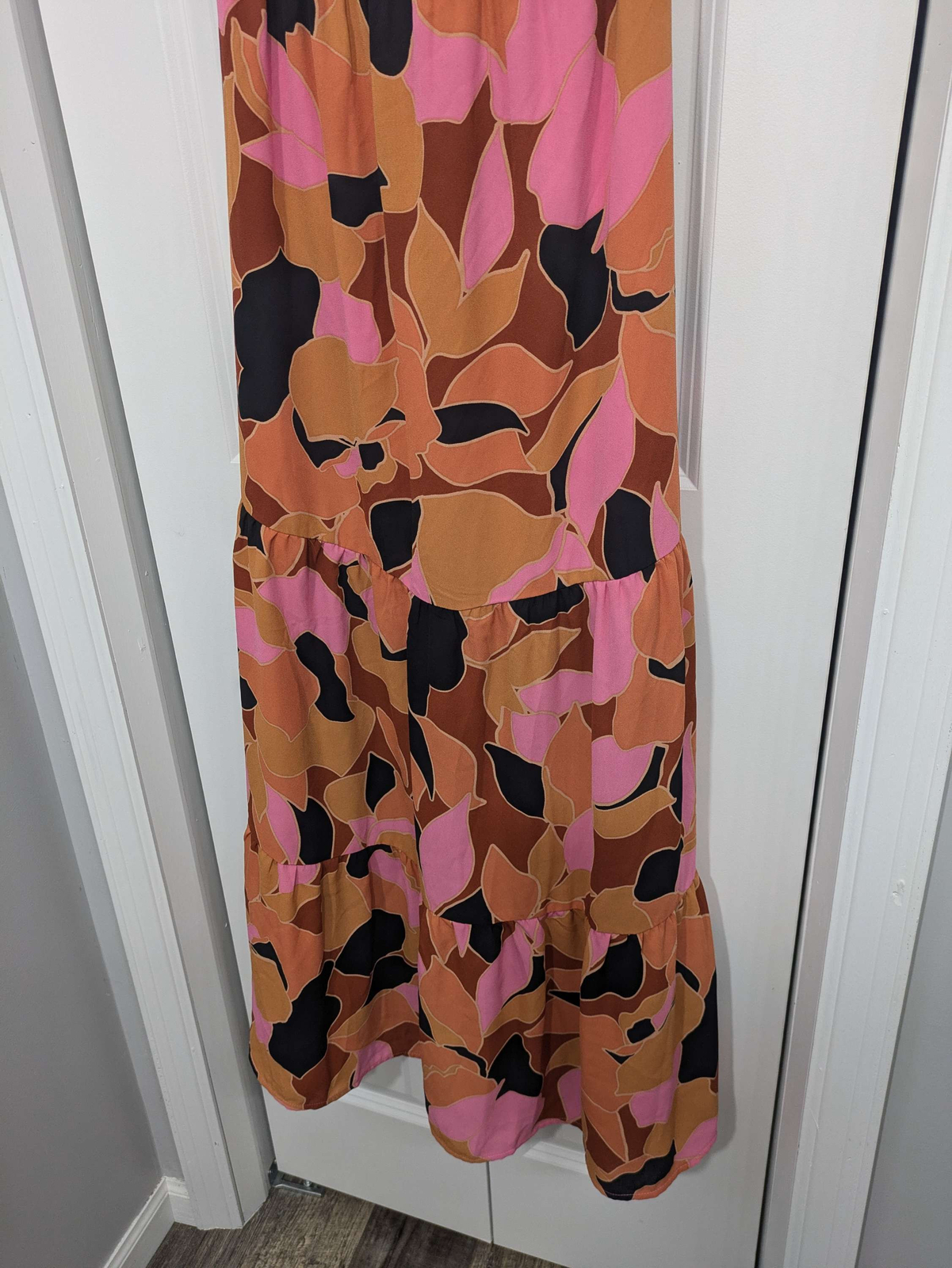 Sanctuary NWT Women’s Size XS Halter Maxi Dress Multicolor Pink