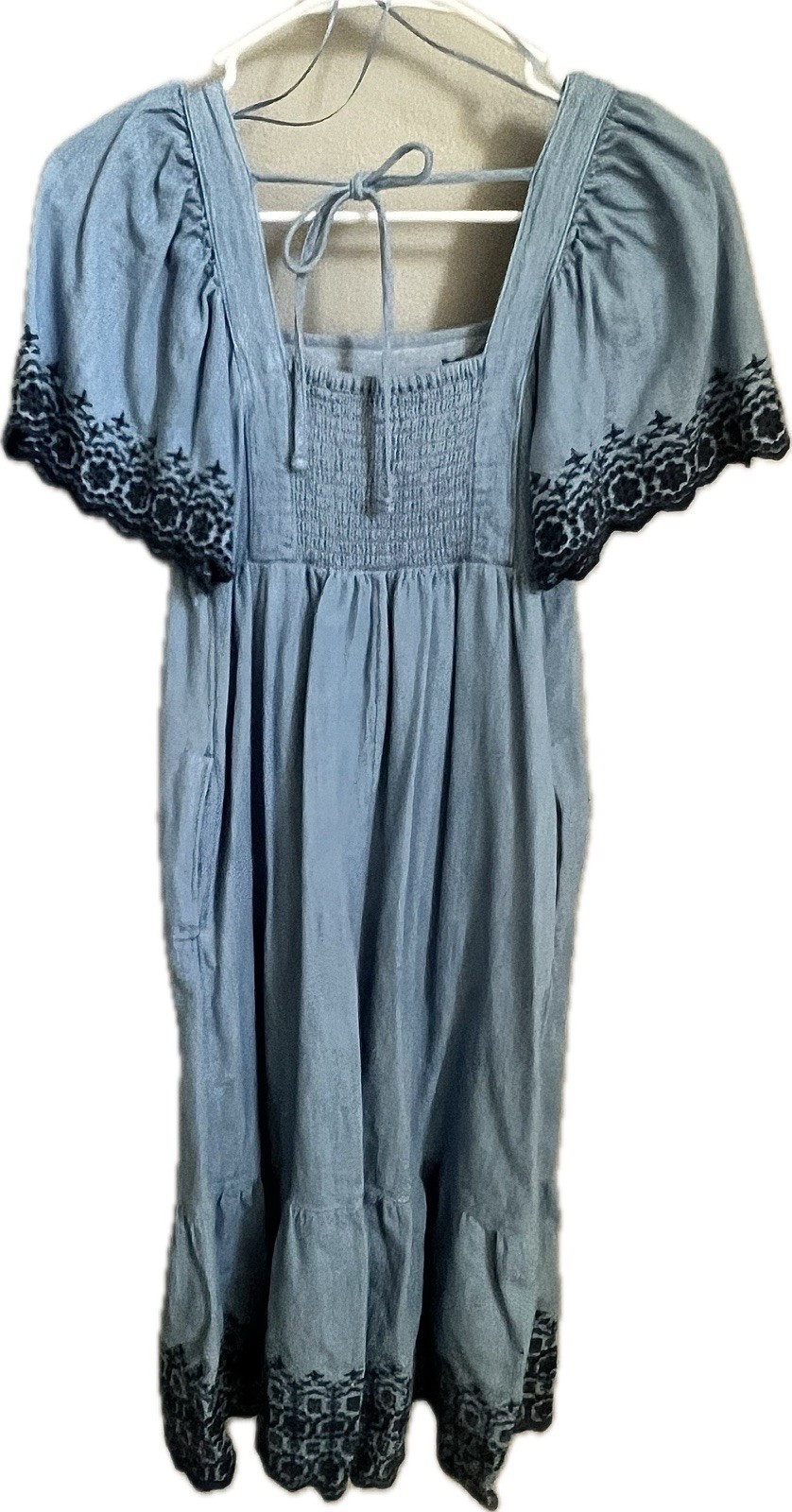 Old navy chambray Square Neck Embroidered Puff Short Sleeve Midi Dress Size XS
