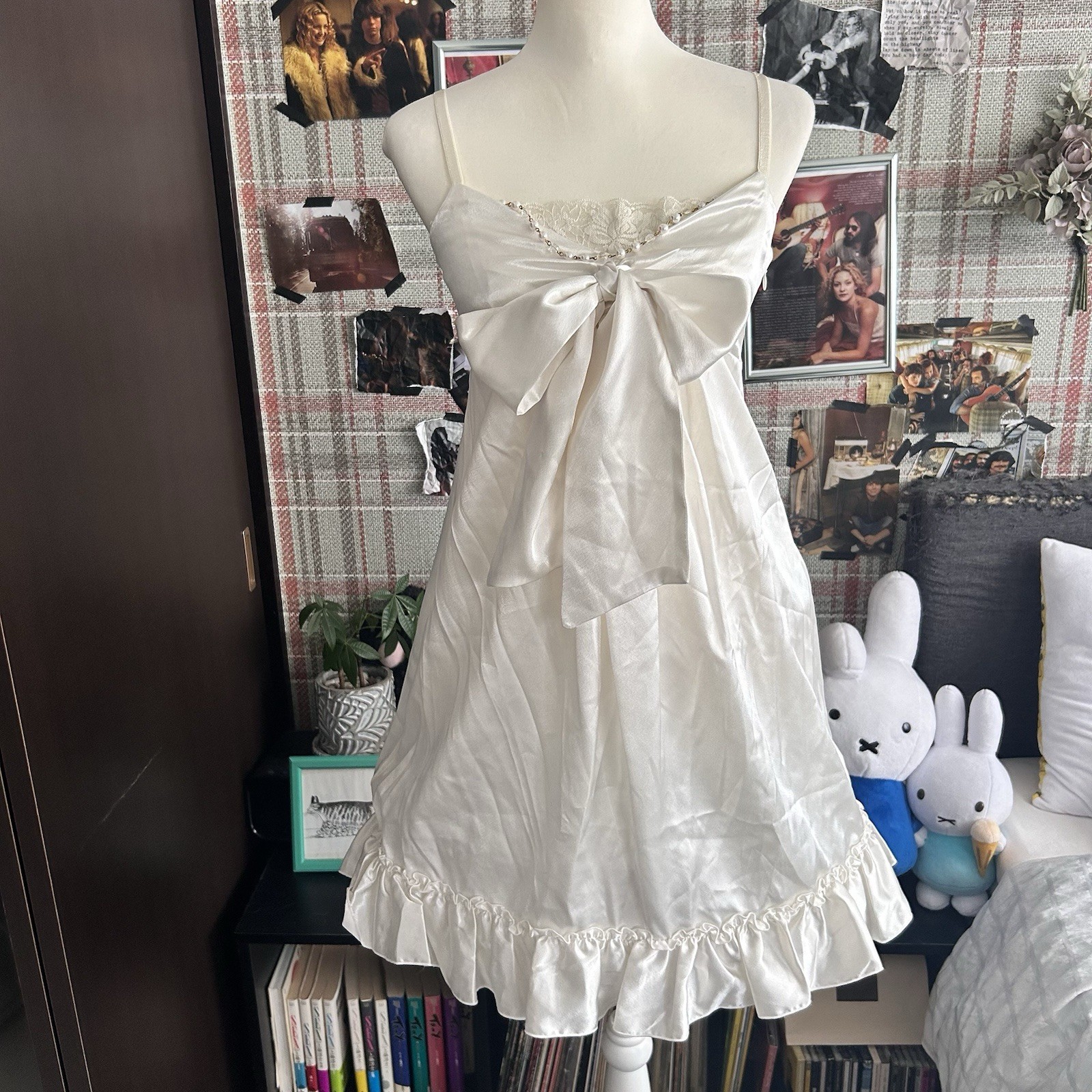 White Doll-Core Dress Big Ribbon Pearl Necklace Detail Layering Mini Dress