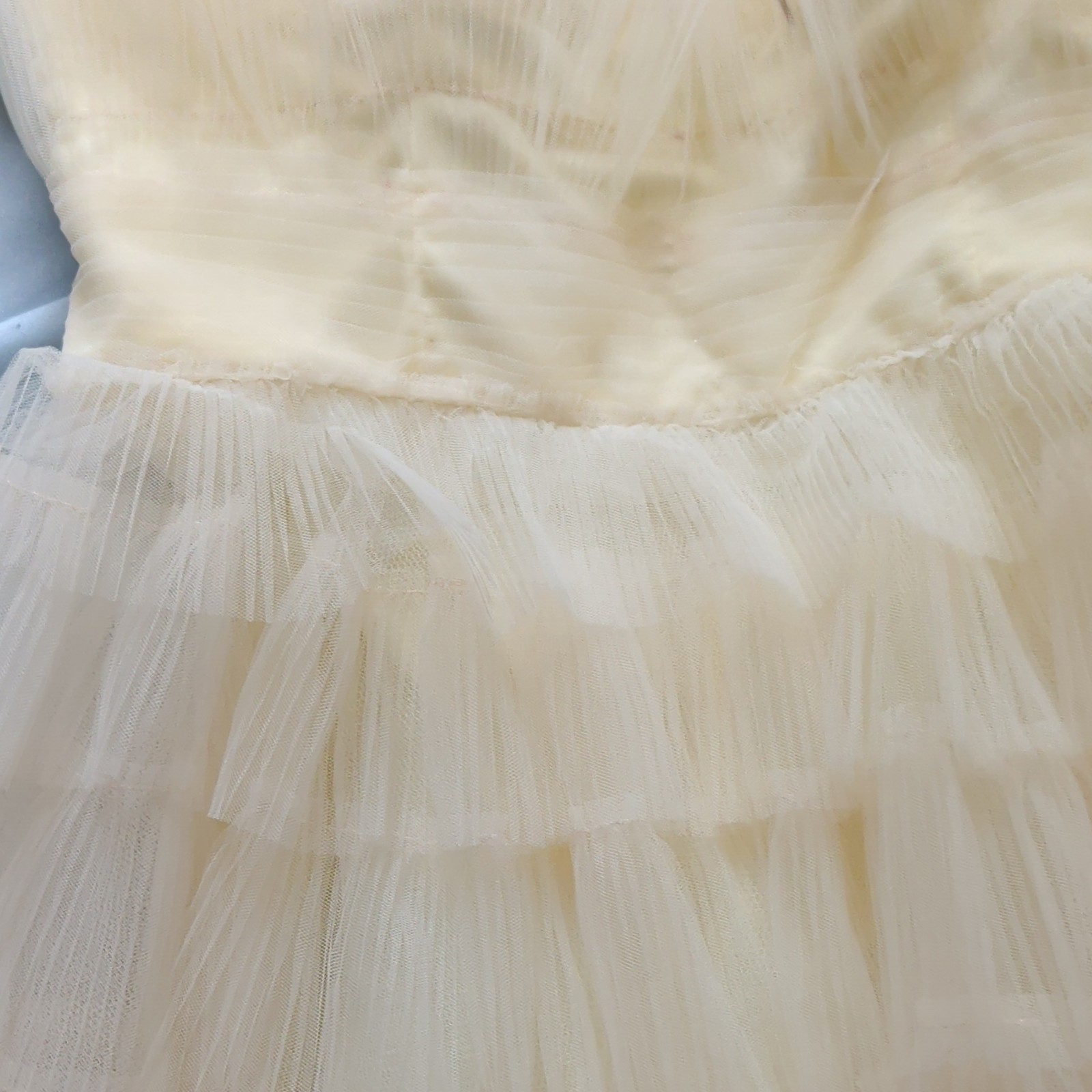 Mac Duggal Ivory Strapless Feather Layered Tulle Mini Dress Lined Zip Size 8