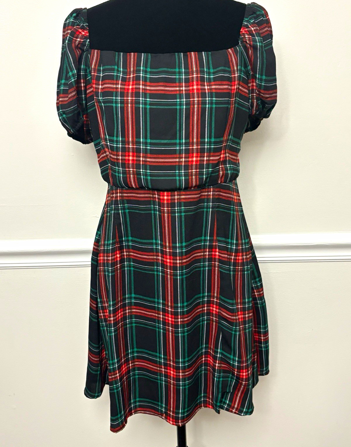 francesca’s Women’s L Green Red Black Plaid Smocked Square Neck Puff Mini Dress