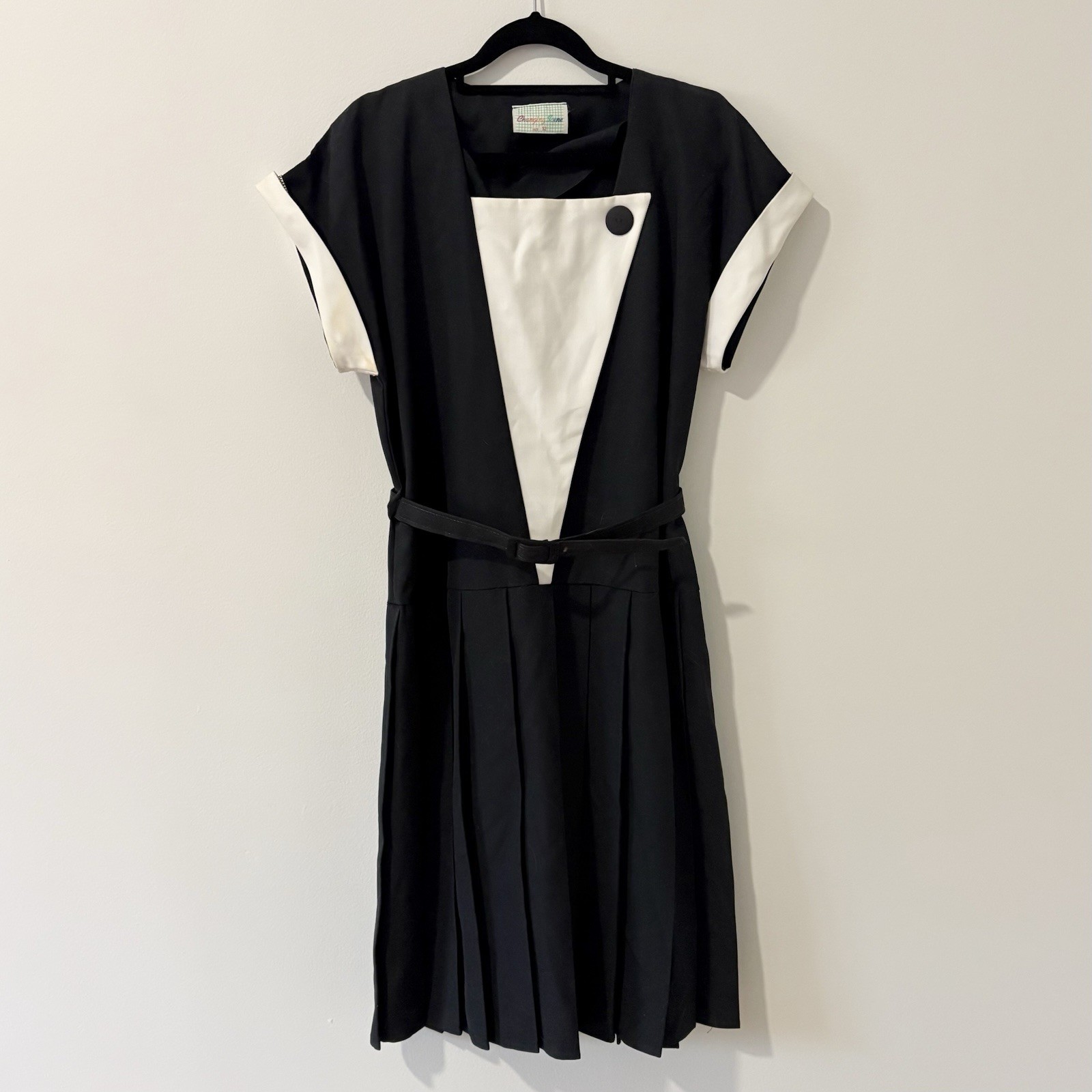 Vintage 80s Black & White Colourblock Pleated Midi Dress Retro