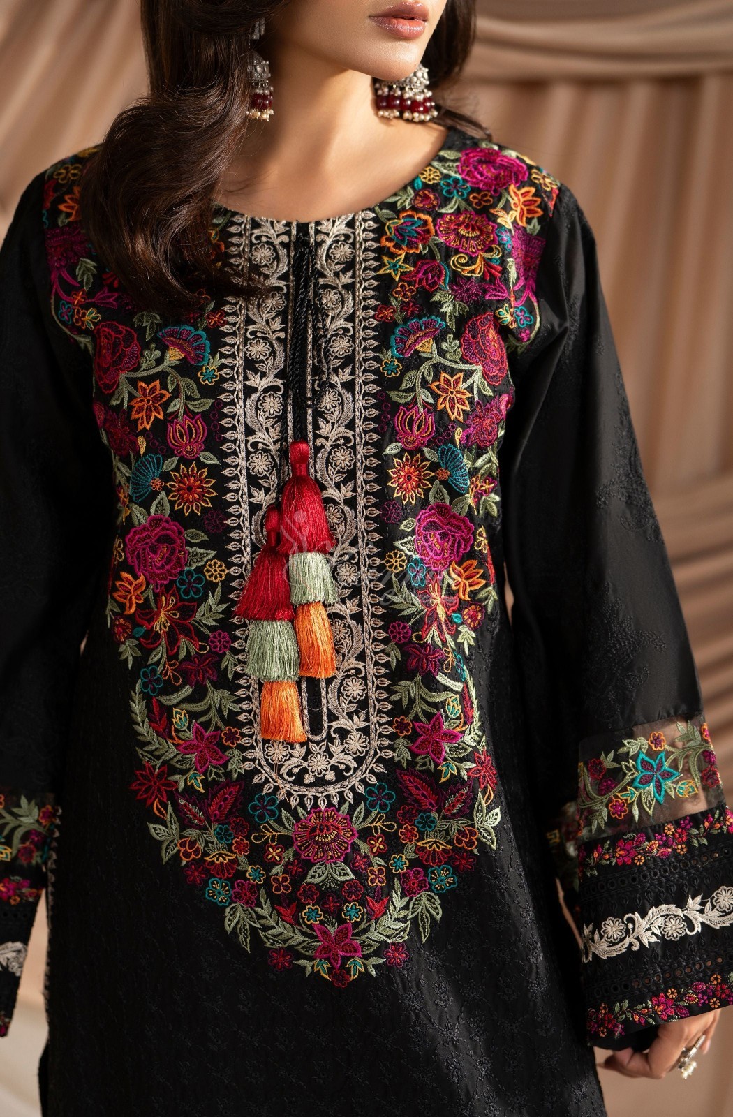 Karma Collection 3 Piece Stitched Embroidery Suit – KC-1584-Deep Black