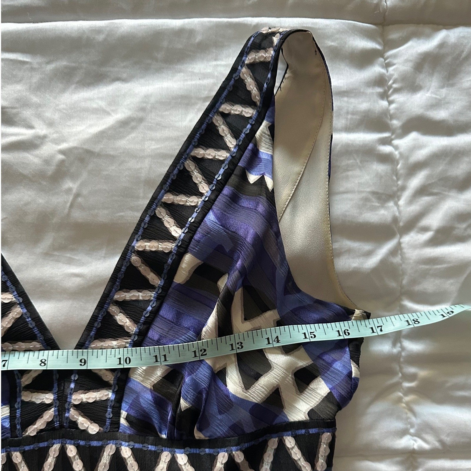 BCBGMAXAZRIA Silk Geometric Print V Neck Sleeveless Maxi Dress Blue White Black