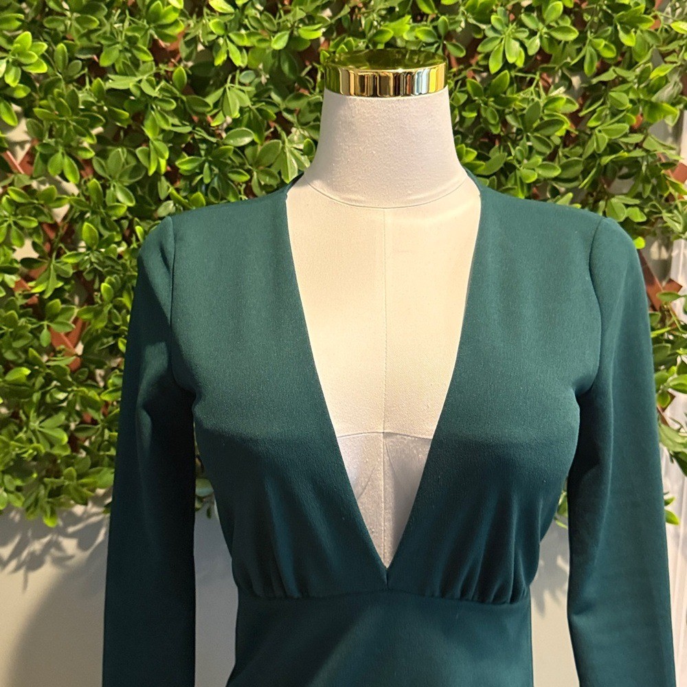 Make it Hot Green Long Sleeve Plunge V-Neck Cocktail Dress