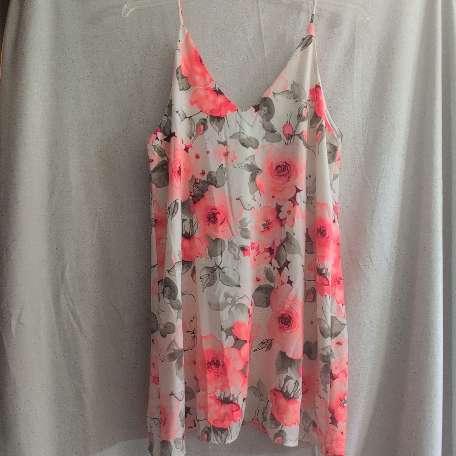 Mally B’s Boutique Women’s White Floral Chiffon V-Neck Slip Dress Lined L