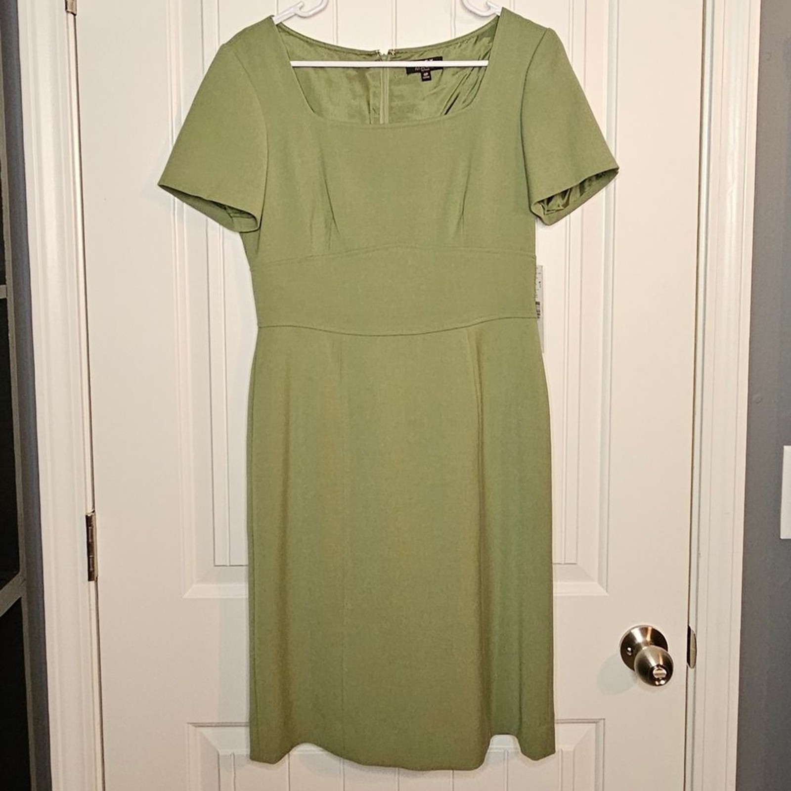 NWT Alex Marie Shirt Sleeve Olive Green Dress
