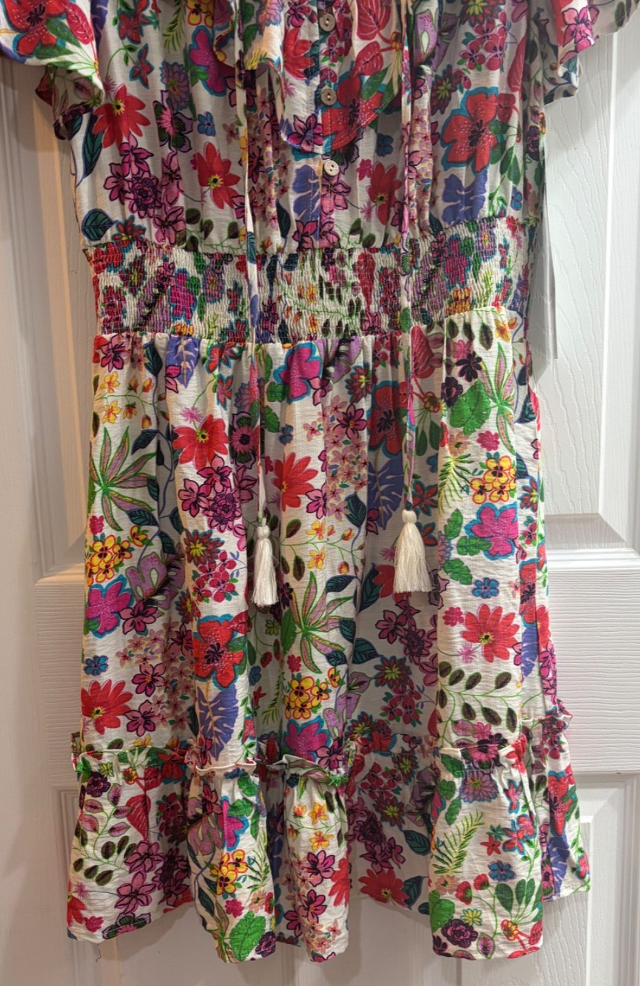 New Easel Boho Floral Button Front Tiered Ruffled Bottom Smocked Dress Small