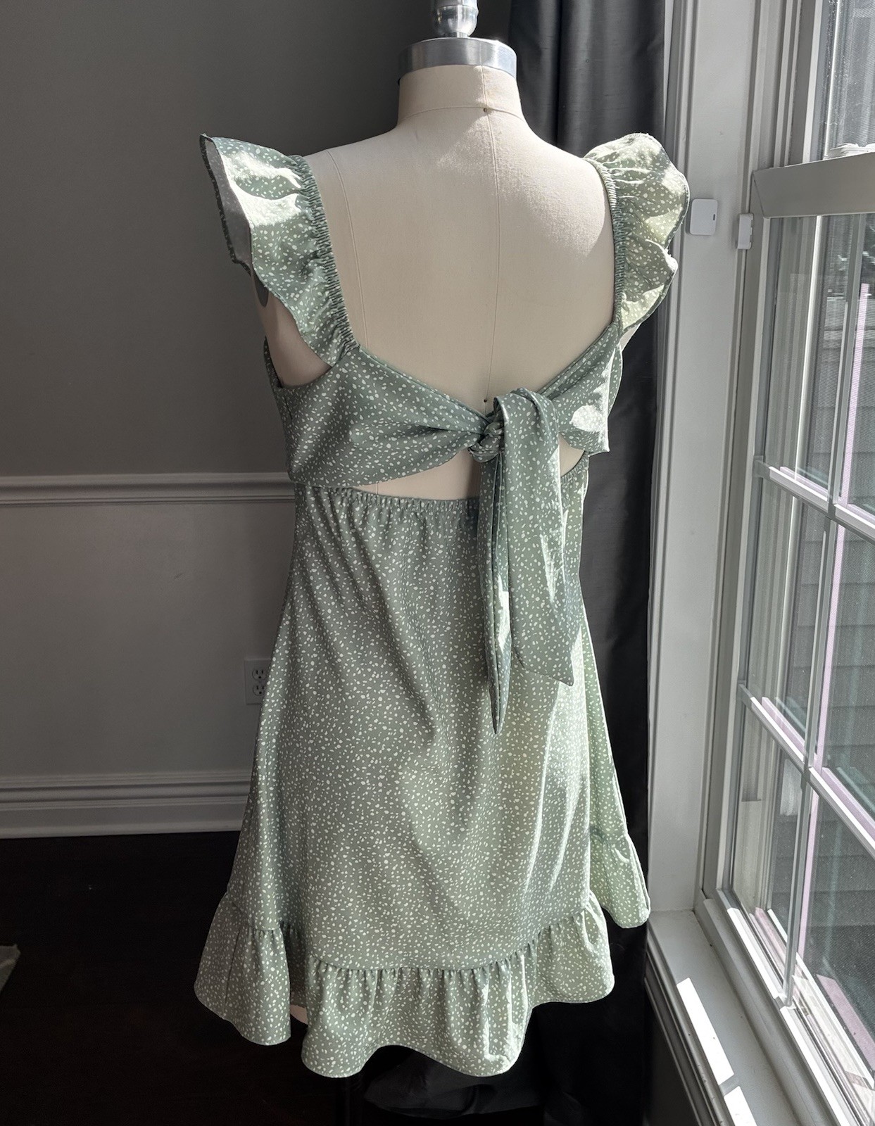 Originality Sage Green Dress Size Medium