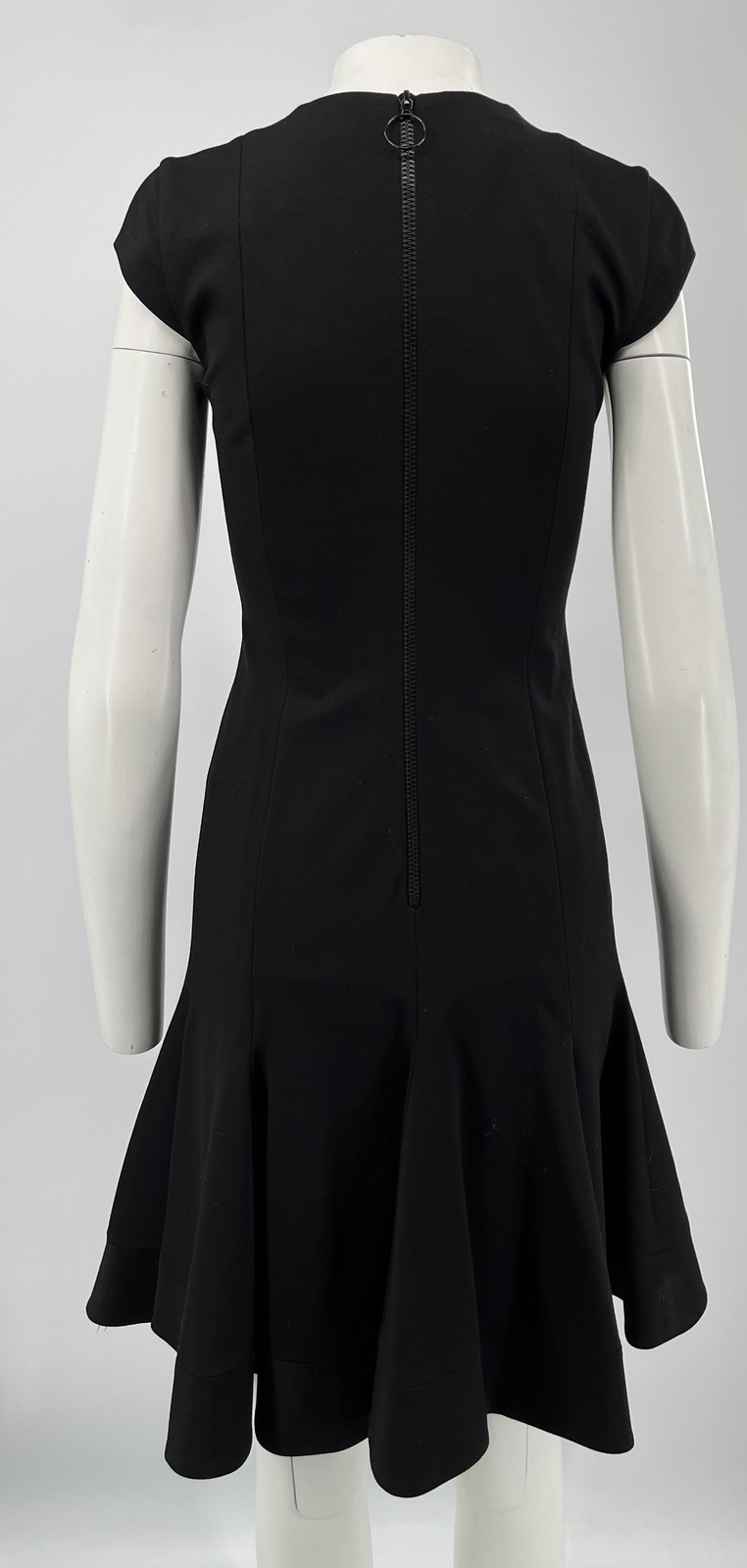 Akris Punto Black Short Sleeve Inverted Pleated Hem Midi Dress sz 4