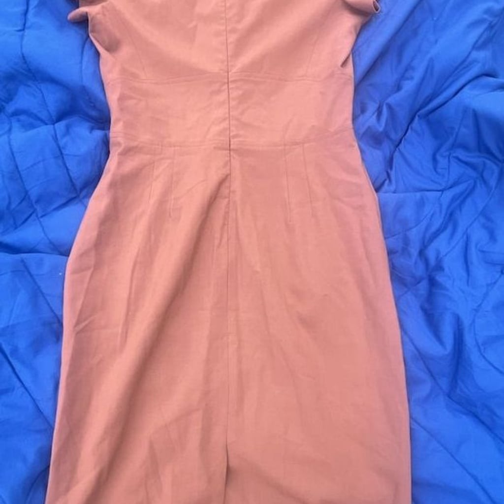 MM.LaFleur Size 4 Mauve V-Neck Short Sleeve Sheath Dress
