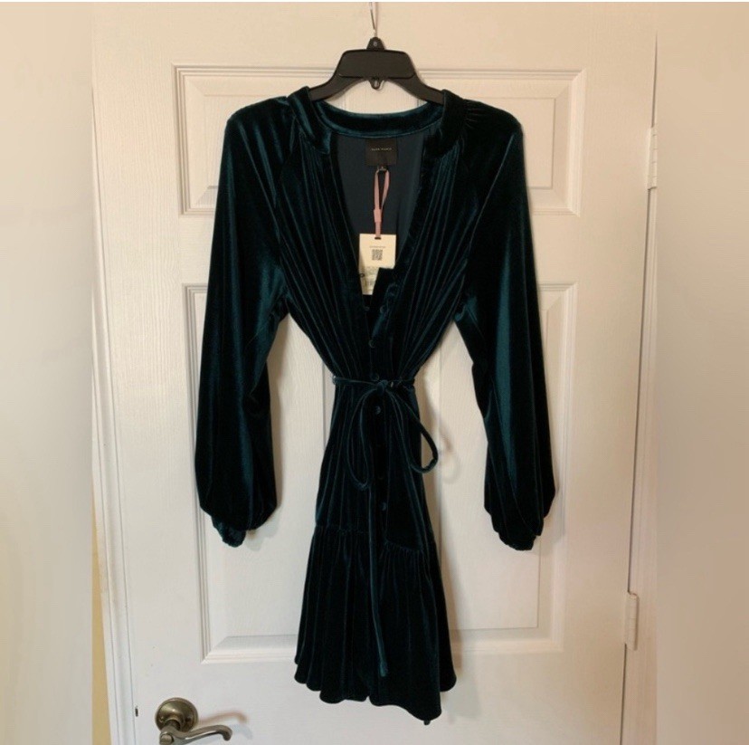 NWT Alex Marie V-Neck Dark Green Velvet Long Sleeve Button Front Dress Size 12