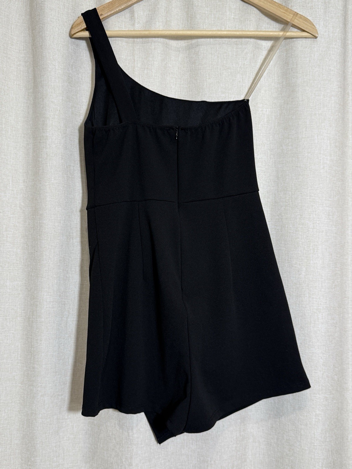 Black One Shoulder Assymetrical Jumpsuit Romper Women’s Small Blue Blush Fitted