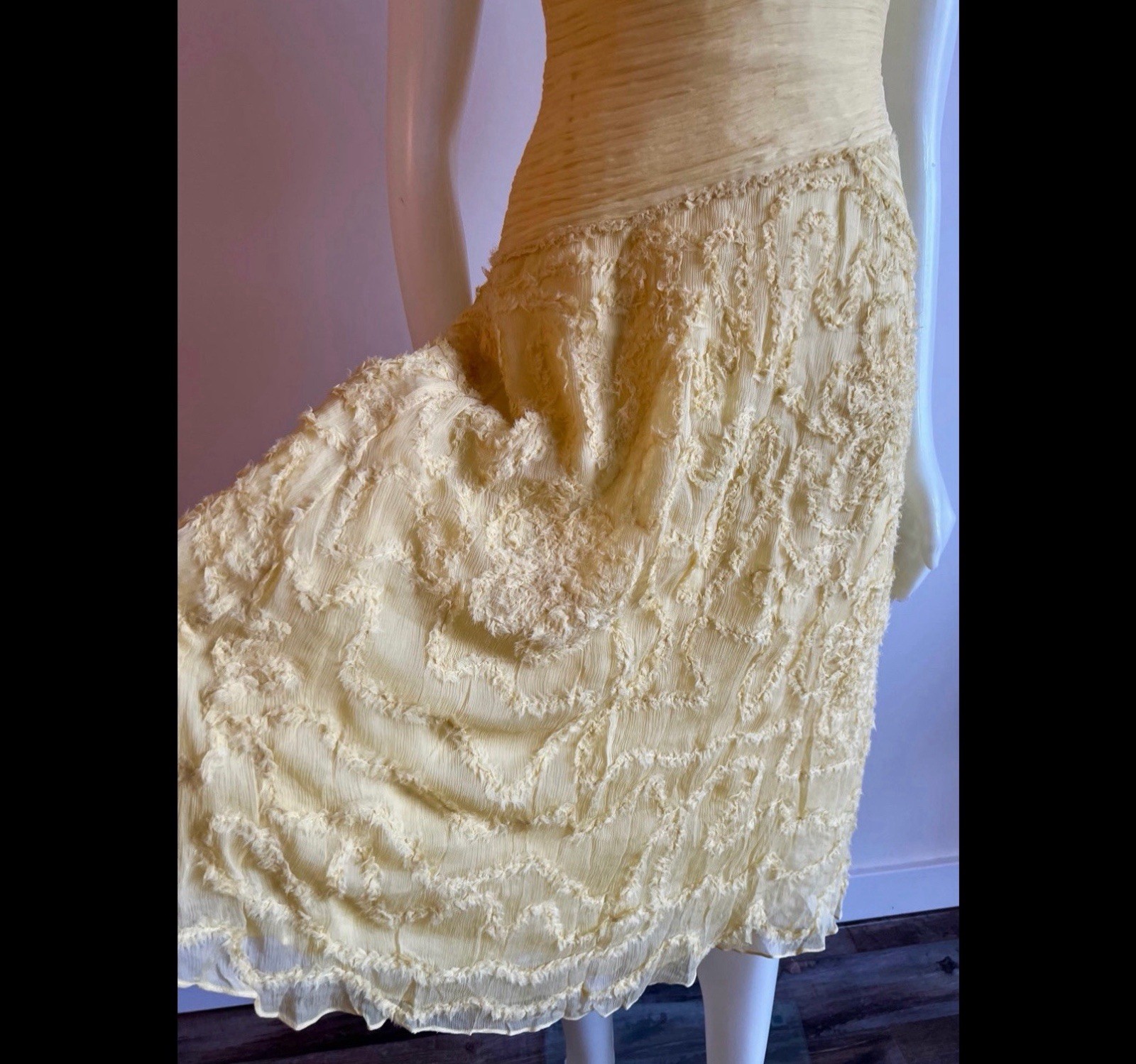 NWT BCBG Max Azria Yellow Textured Chiffon Corset Dress Size 6 / S