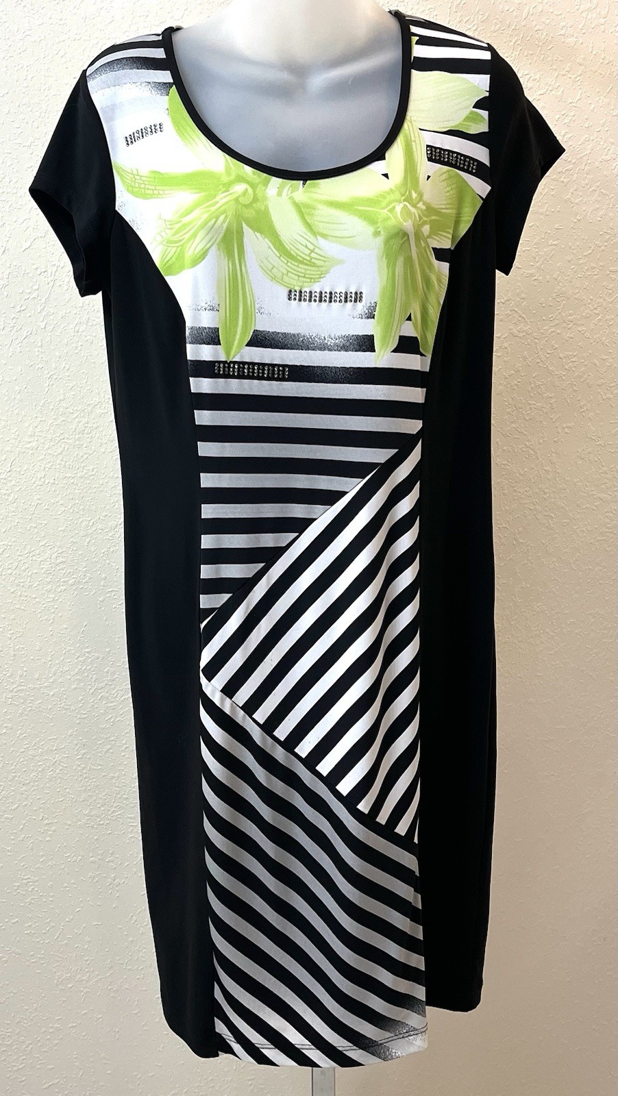 Picadilly Fashions Sheath Dress Sz M Artsy Floral Black/white Stripe Stretch EUC