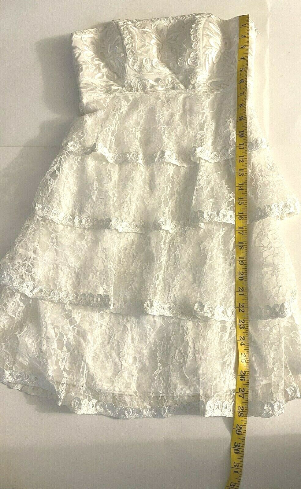 SUE WONG Elegant & Sophisticated Strapless Tiered White Lace Dress #C4134 Size 6