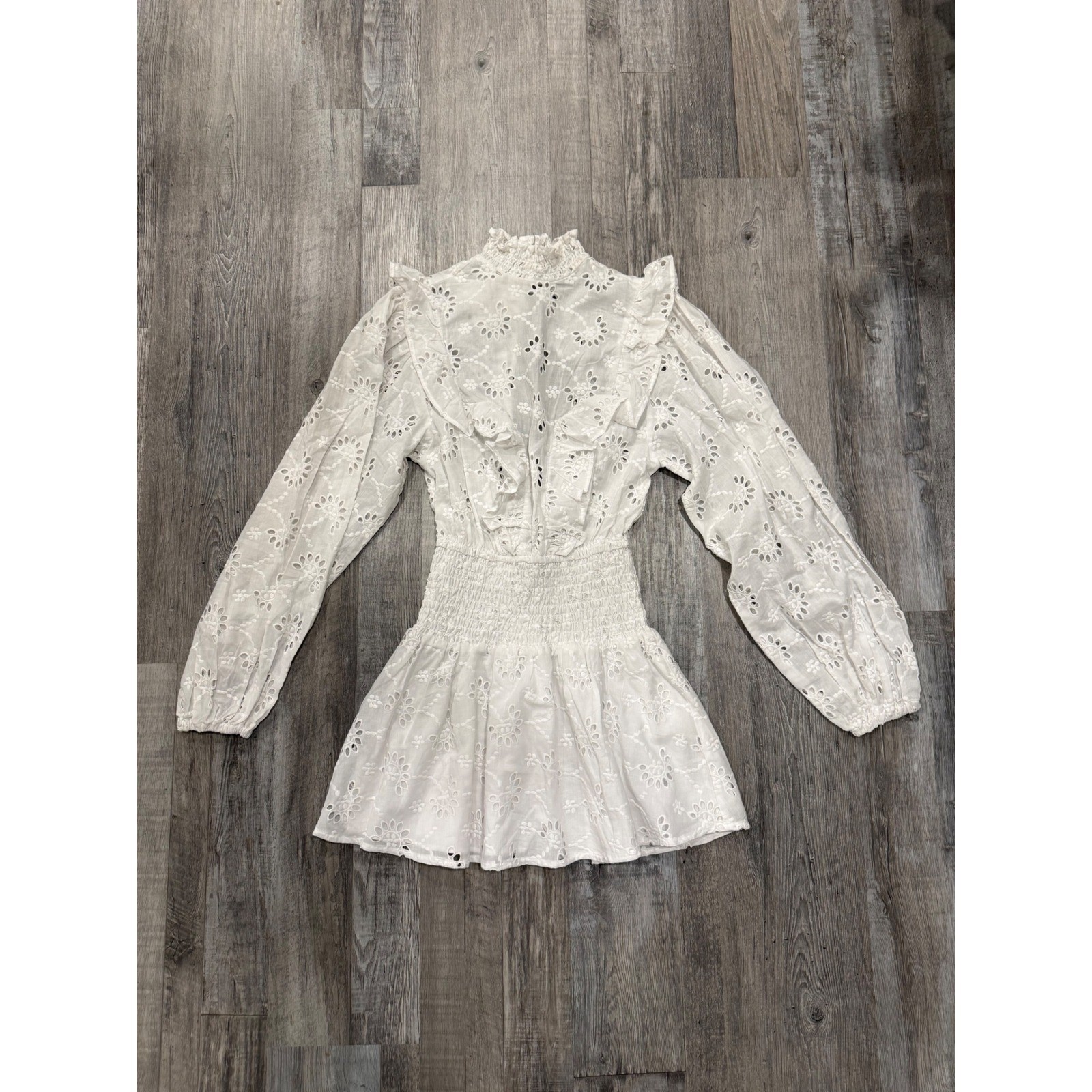 Sabo Skirt Ara Dress White Cotton Eyelet Lace Smocked Mini Dress XS NWT