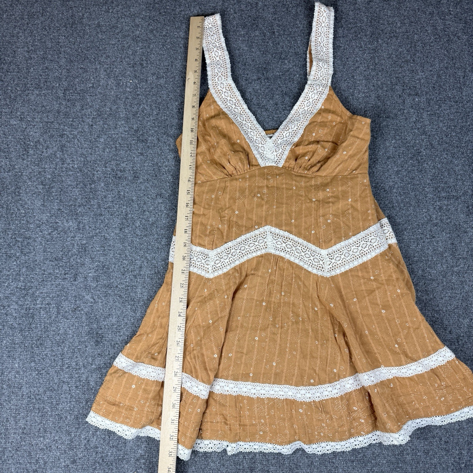 American Eagle Tan and Cream Babydoll Dress Size Small
