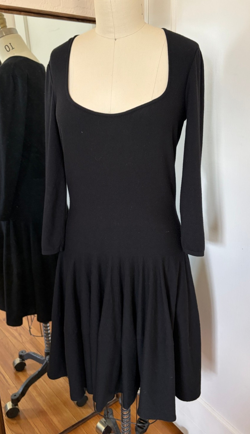 Alexander McQueen Black Fine Wool Short Fit Flare Ballet Scoop Dress Sz L Italy
