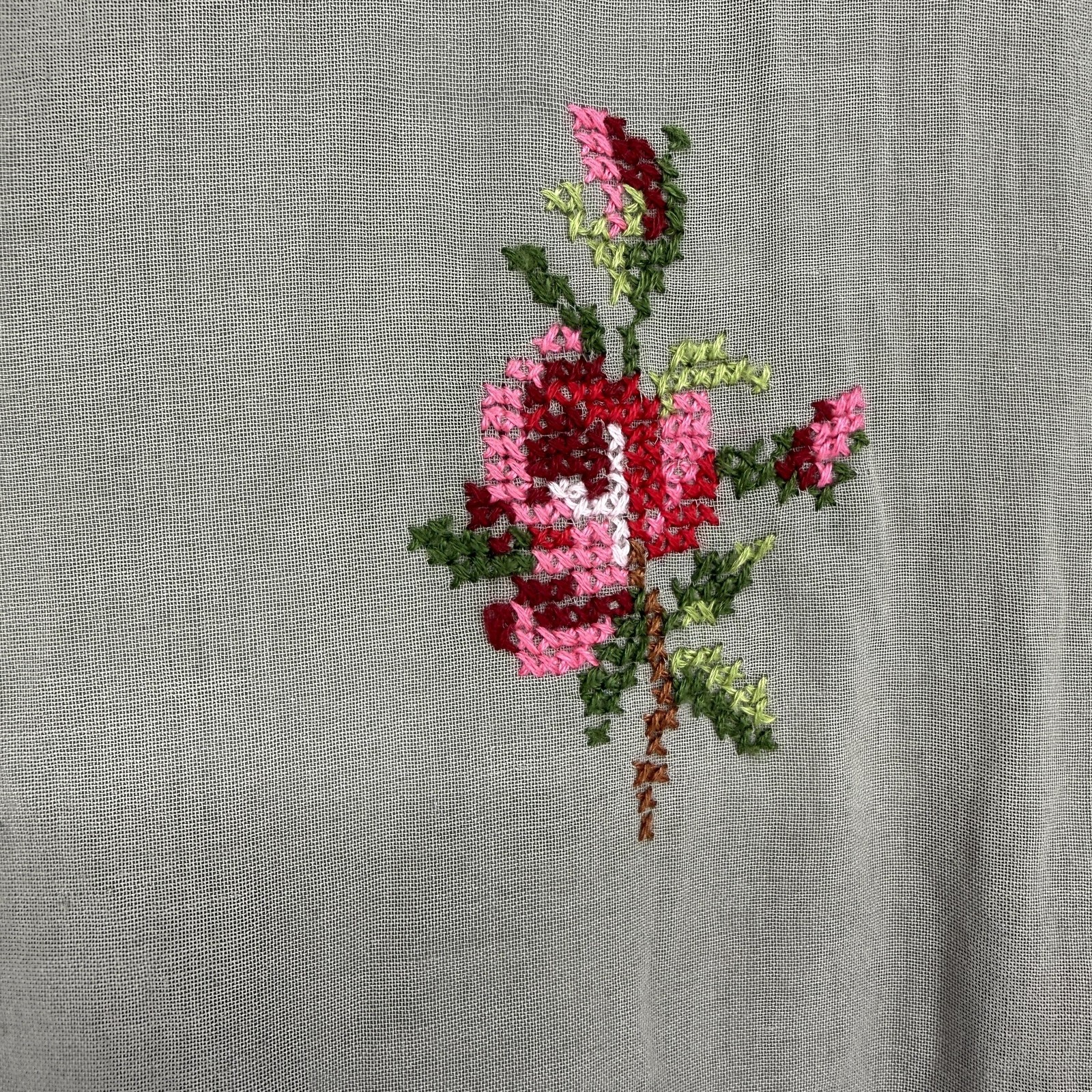 Boho Tunic Dress Womens Medium Gray Floral Embroidered Shift 3/4 Sleeve V Neck