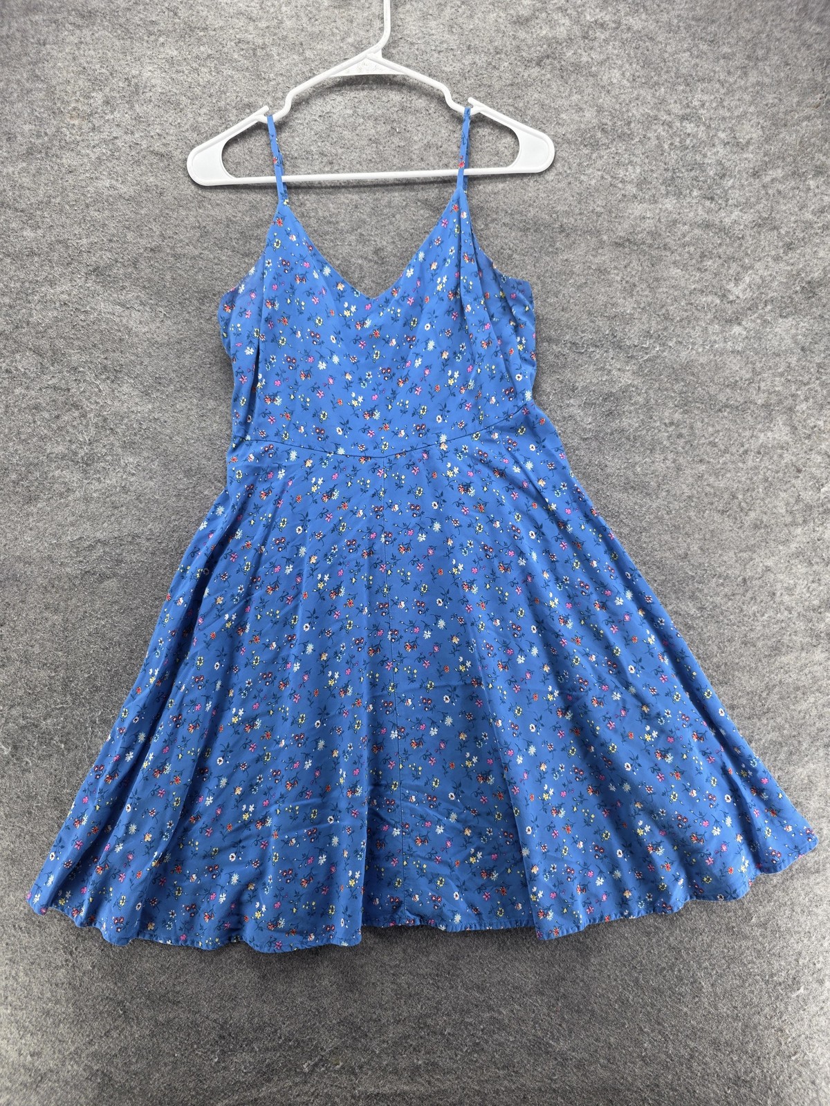 GAP Dress Womens M Blue Floral Fit & Flare Midi V-Neck Strappy Rayon Lined