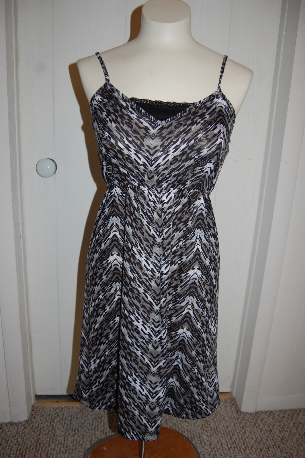 Womens Dress BLACK WHITE GRAY Sleeveless TRIBAL Abstract S 4-6 M 8-10 L 12-14 XL