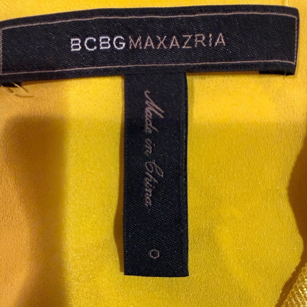 BCBGMAXAZRIA Yellow Jacquard V-Neck Open Back Cocktail Dress Size 0 VWX6P907
