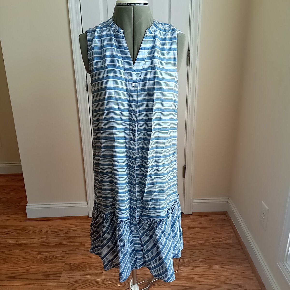 Sharagona Womens sleeveless Button Up shirt dress sz S work Striped Blue White