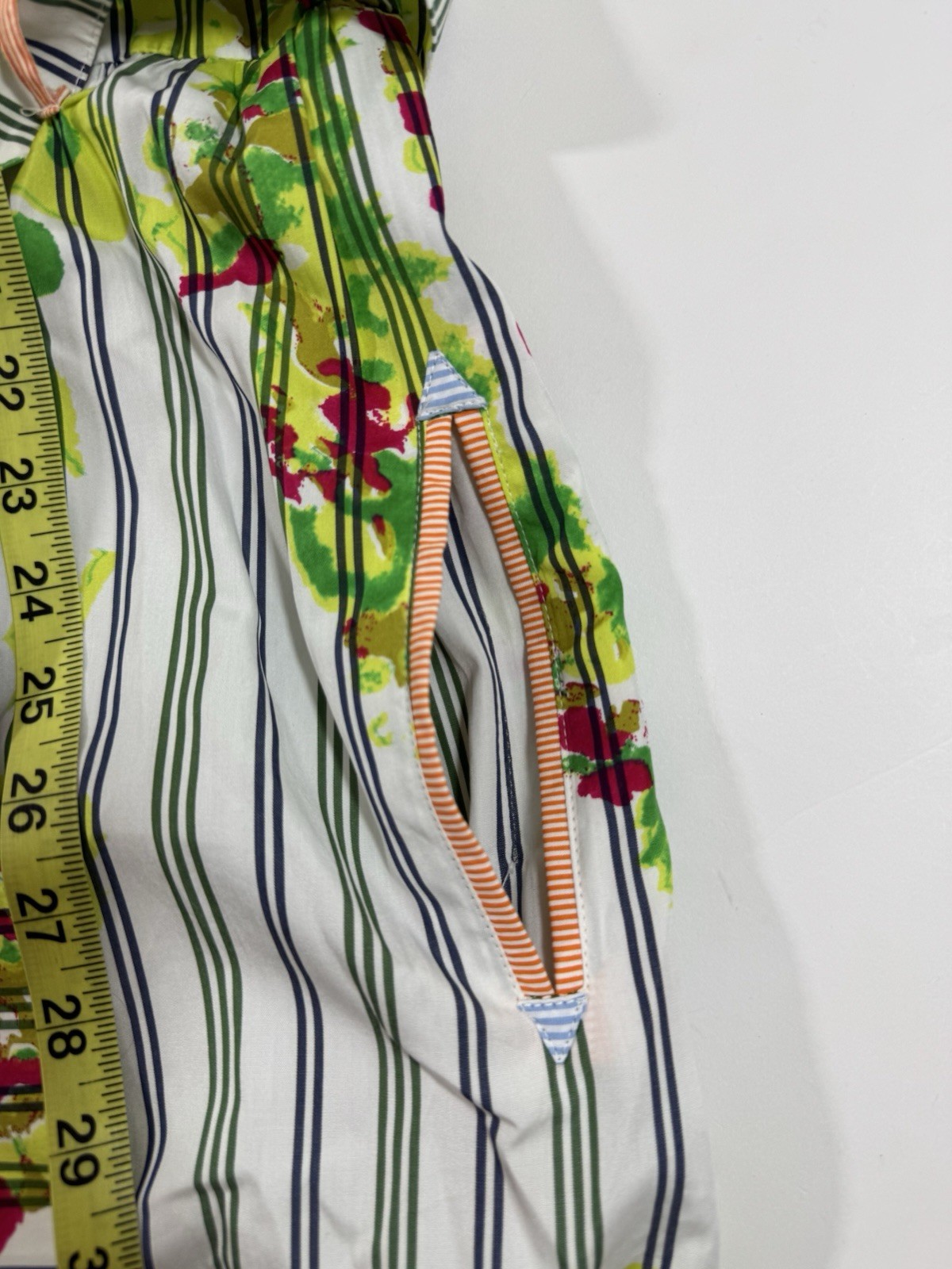 Robert Graham Button Front Dress Collared Size Large Striped Paisley