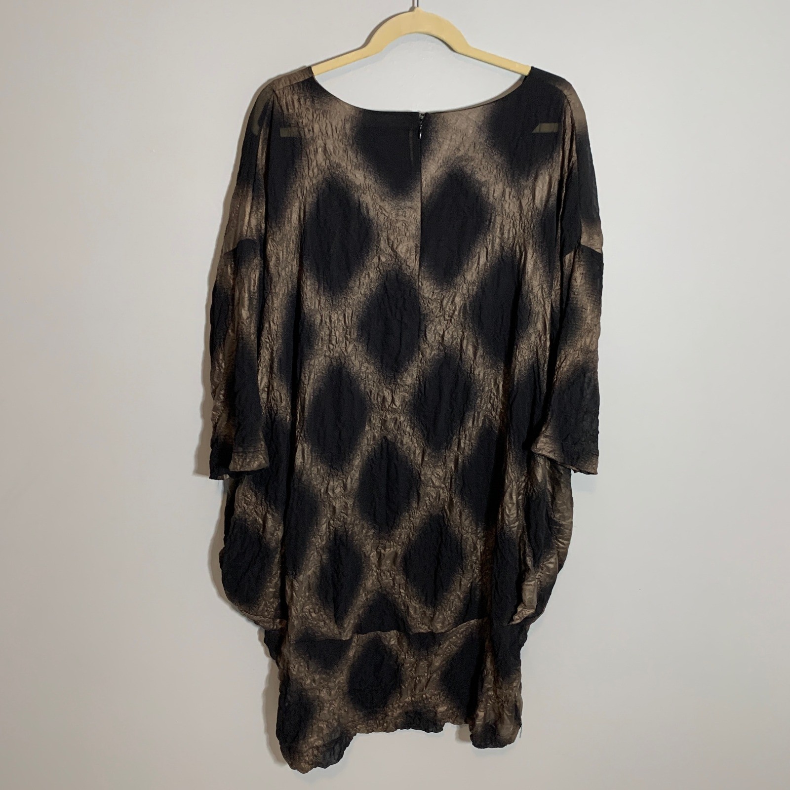 Gershon BRAM Diamond Pattern Crinkle Texture Midi Dress Women’s Black Tan