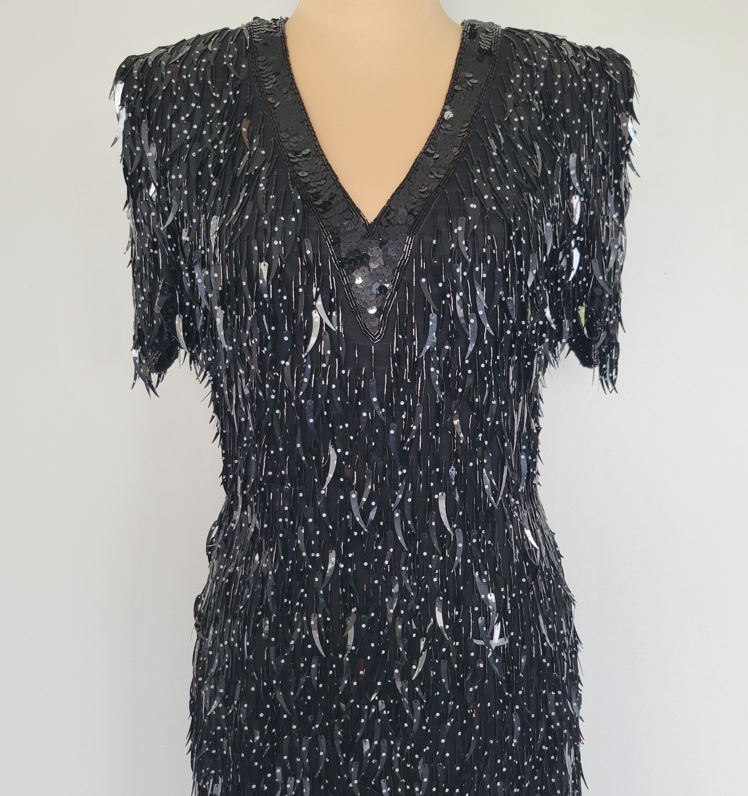 Vintage 100% Silk Black Polka Dots Sequined Beaded Fringe V-neck Dress Sz Medium