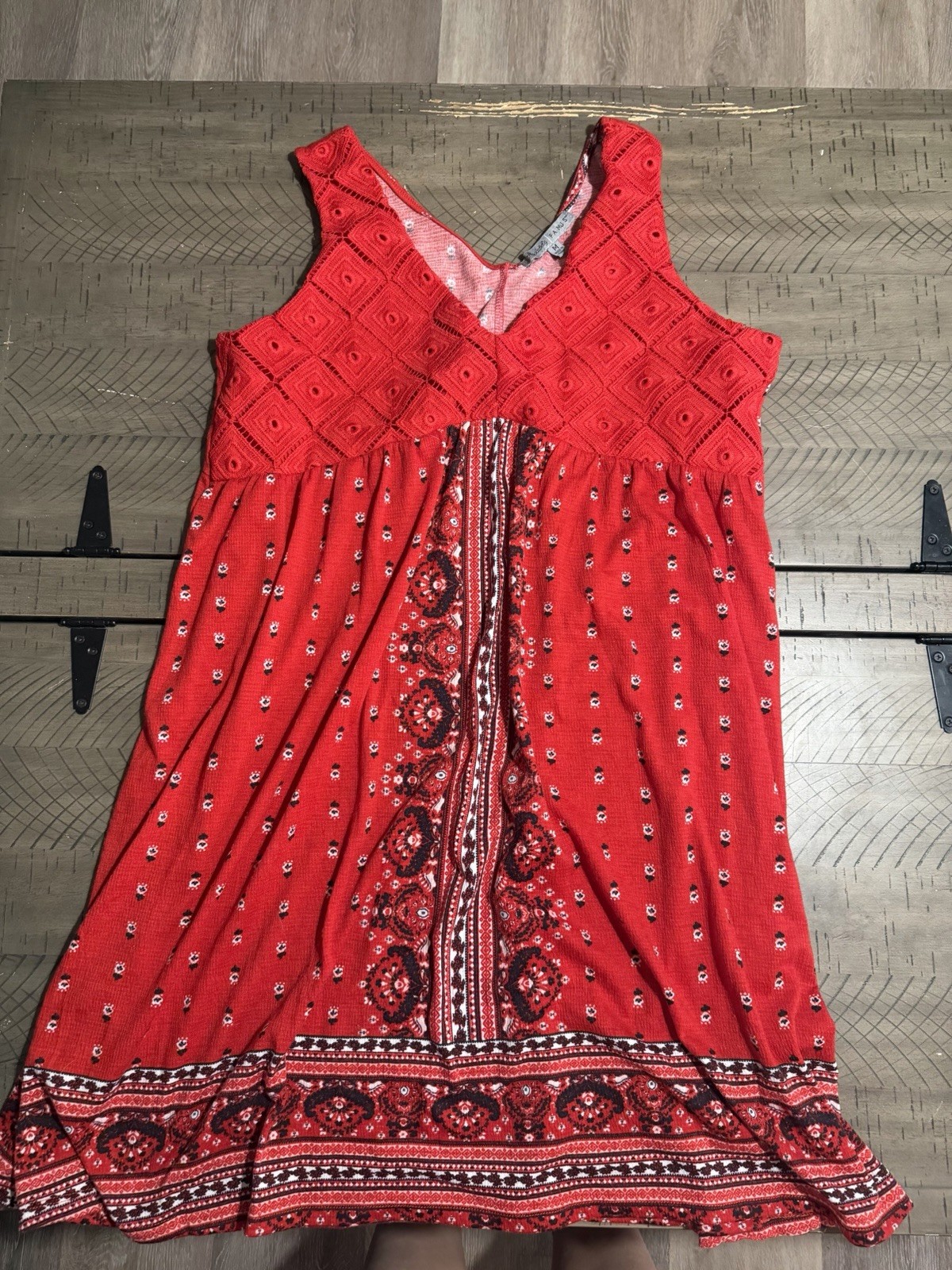 Absolutely Famous Women’s Red Floral Boho Sundress V-Neck Strappy Knee M