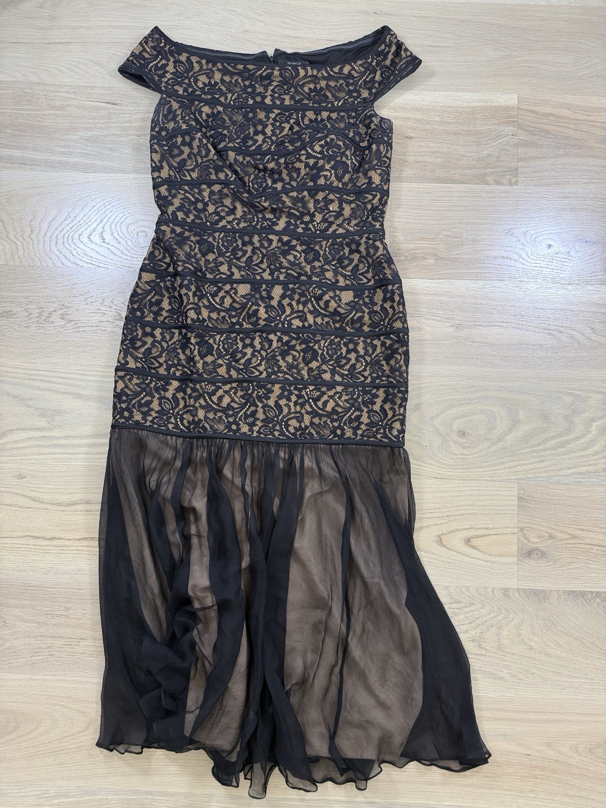 Tadashi Collection Black Beige Floral Lace Boat Neck Long Gown Dress 14 Zip