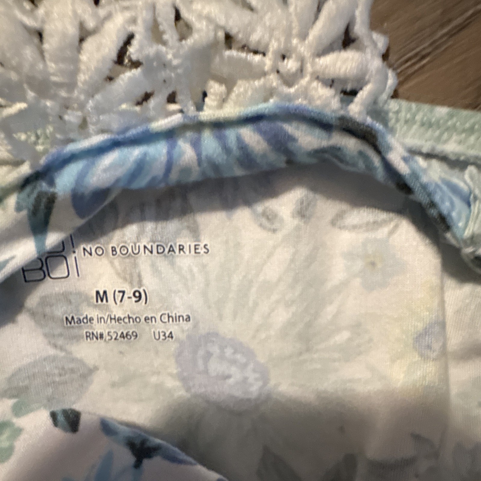 No Boundaries White/Blue Floral V-Neck Strappy Lace Back Sundress Short M