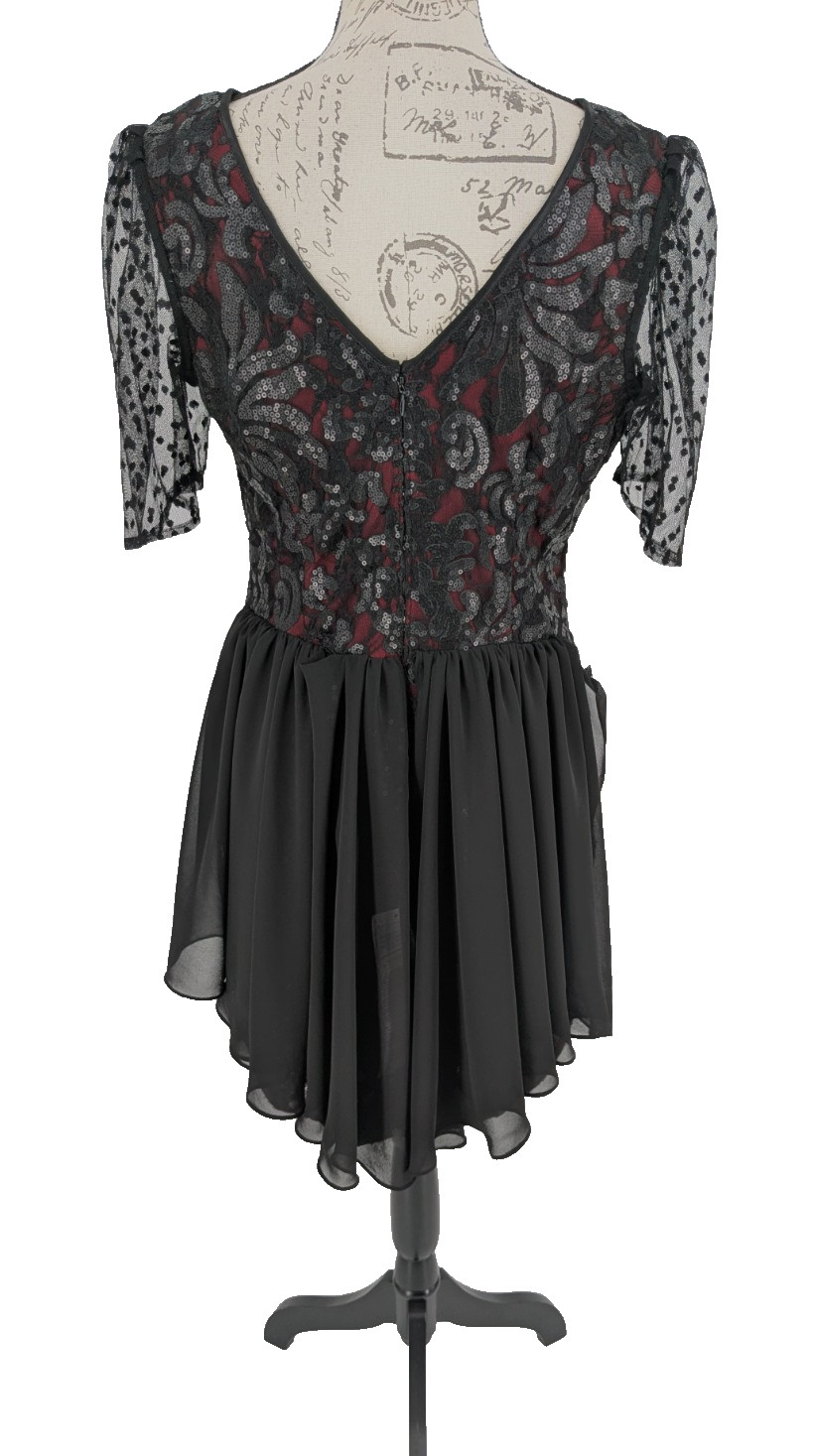 CACH’E Formal Dress Size 12 Black Sequins over Red Lining NWT