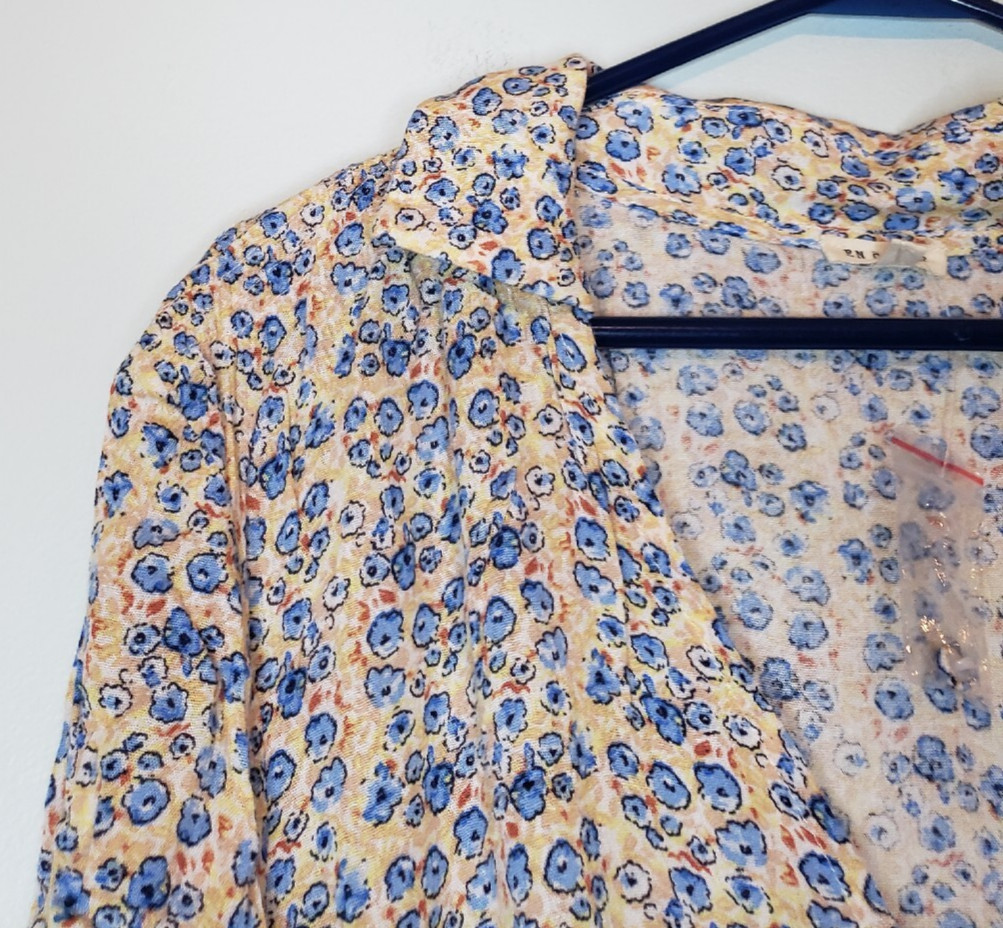 En Creme Womens M Mini Dress Deep V Blue Floral Button Accent Short Sleeve NWOT