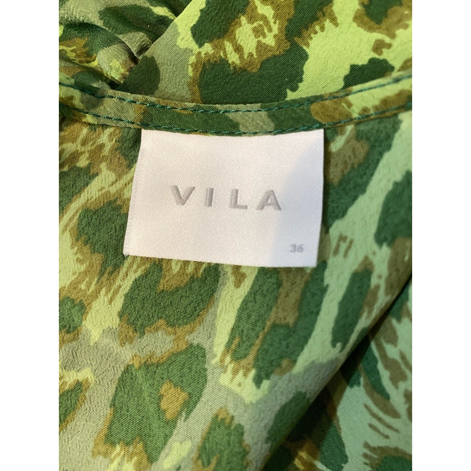 Vila Green Leopard Print Long Sleeve Empire Waist Dress Small