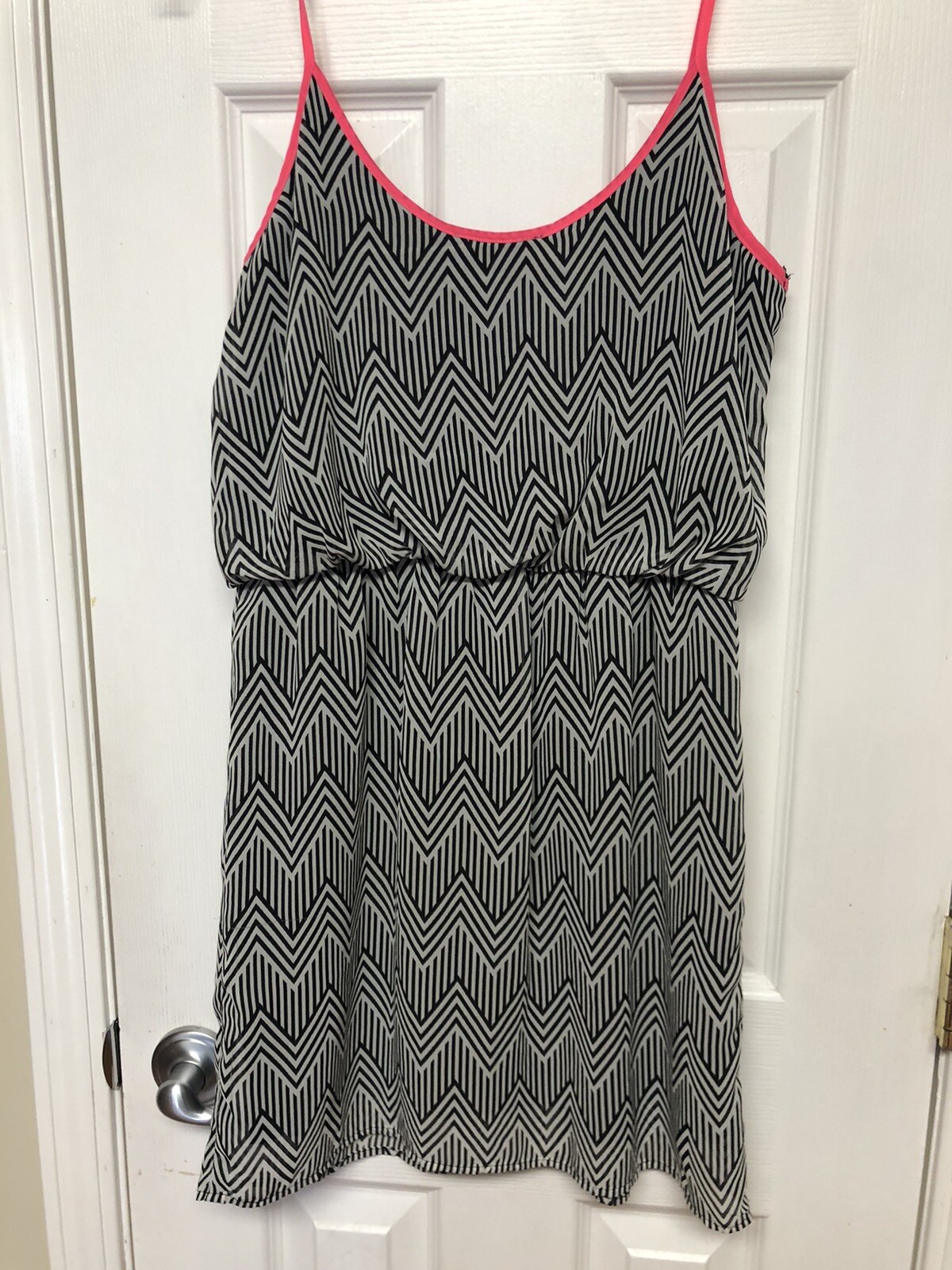 City Triangles Black/White Neon Pink Spaghetti Strap Mini Dress Lined Size Med