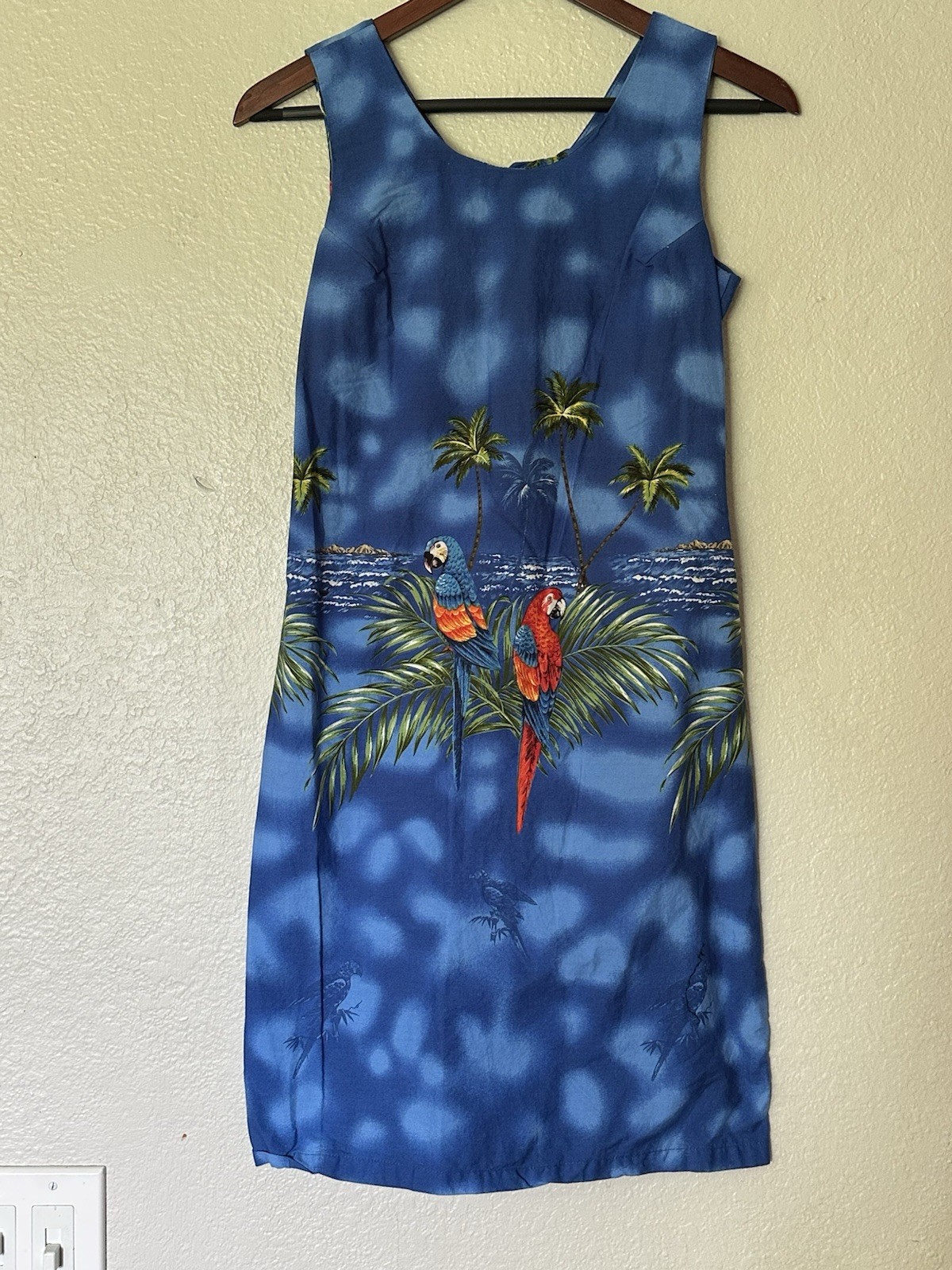 KYs Made in Hawaii Sheath Dress Vintage Size Small Blue Parrot Palm Cotton USA
