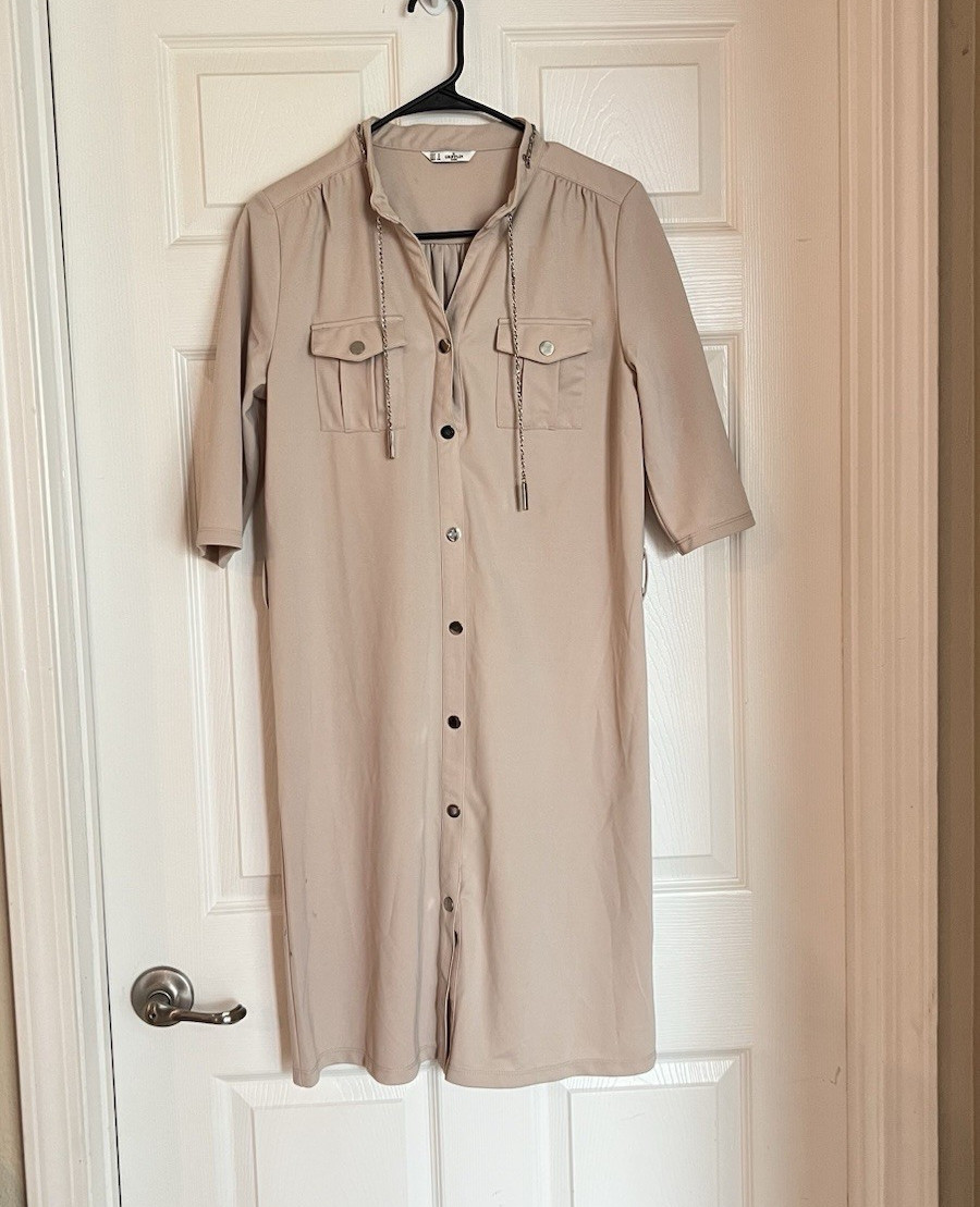 Grifflin Paris Beige Solid Shirt Dress Collared Button Front Pockets M