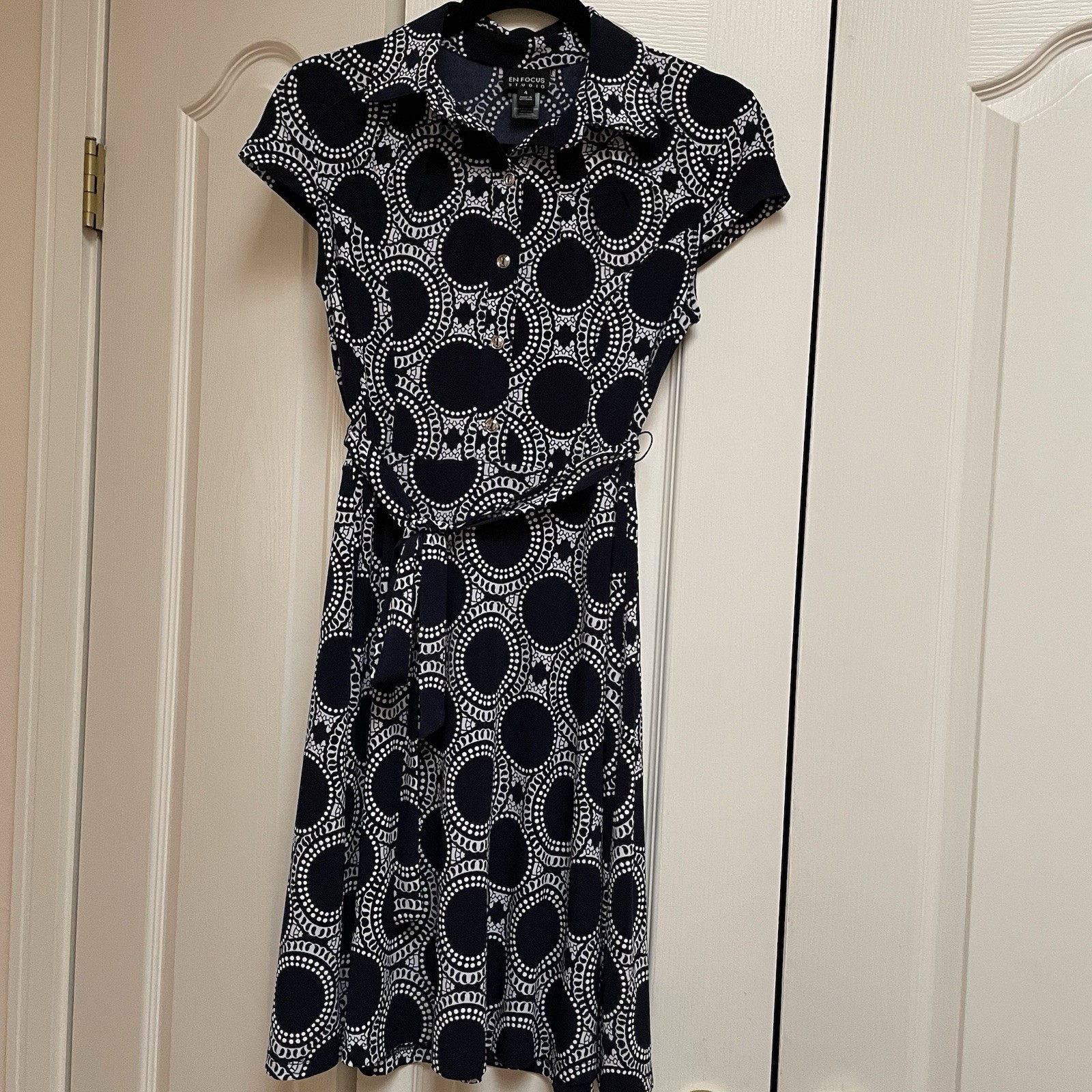 Enfocus Studio Classic Navy/White Print Fit Flair Dress Sz 4 Stretch Non-wrinkle