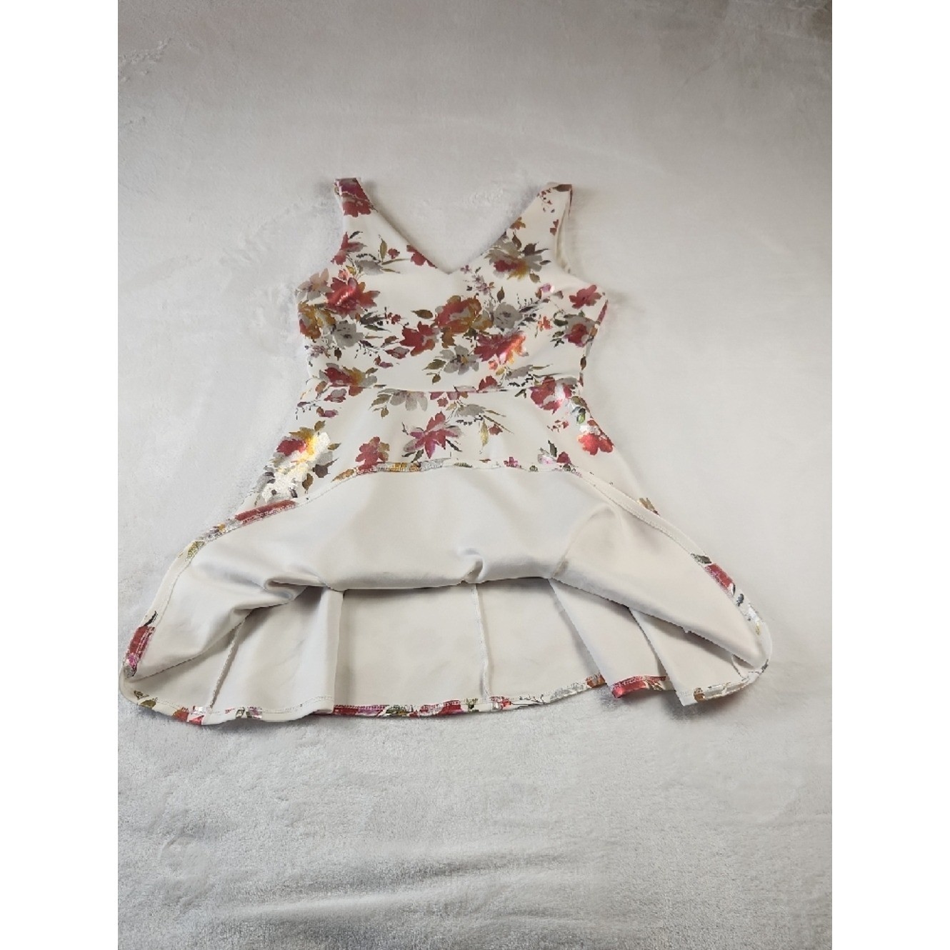 Soprano Floral Fit and Flare Sleeveless Dress Size Large V Neck Zipper Back