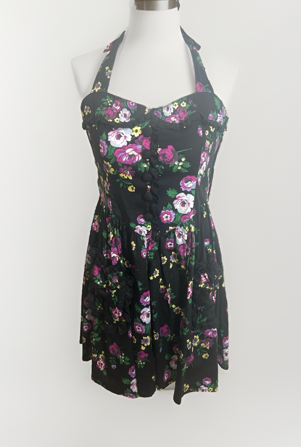 Hell Bunny Dress Black Floral Halter Sz M Swing 50’s Smocked Pin-up Retro Fem