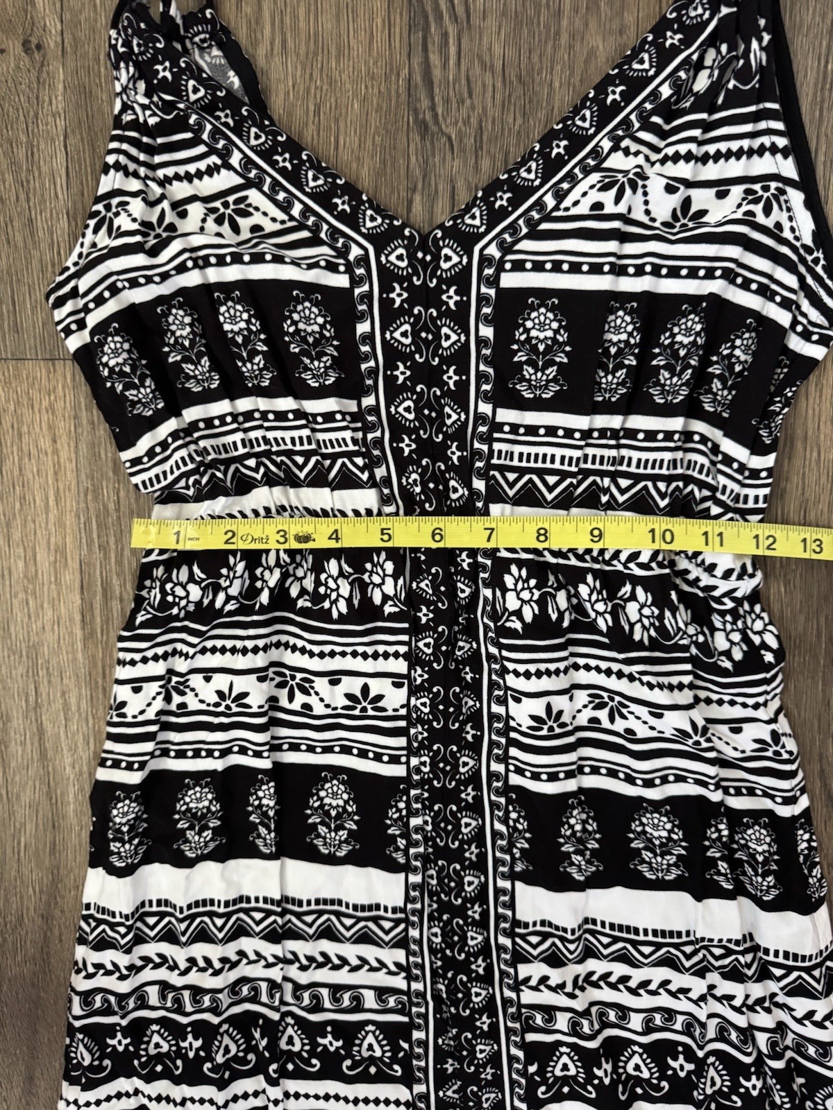 Flying Tomato Black White Geometric V-Neck Spaghetti Strap Rayon Maxi Dress M