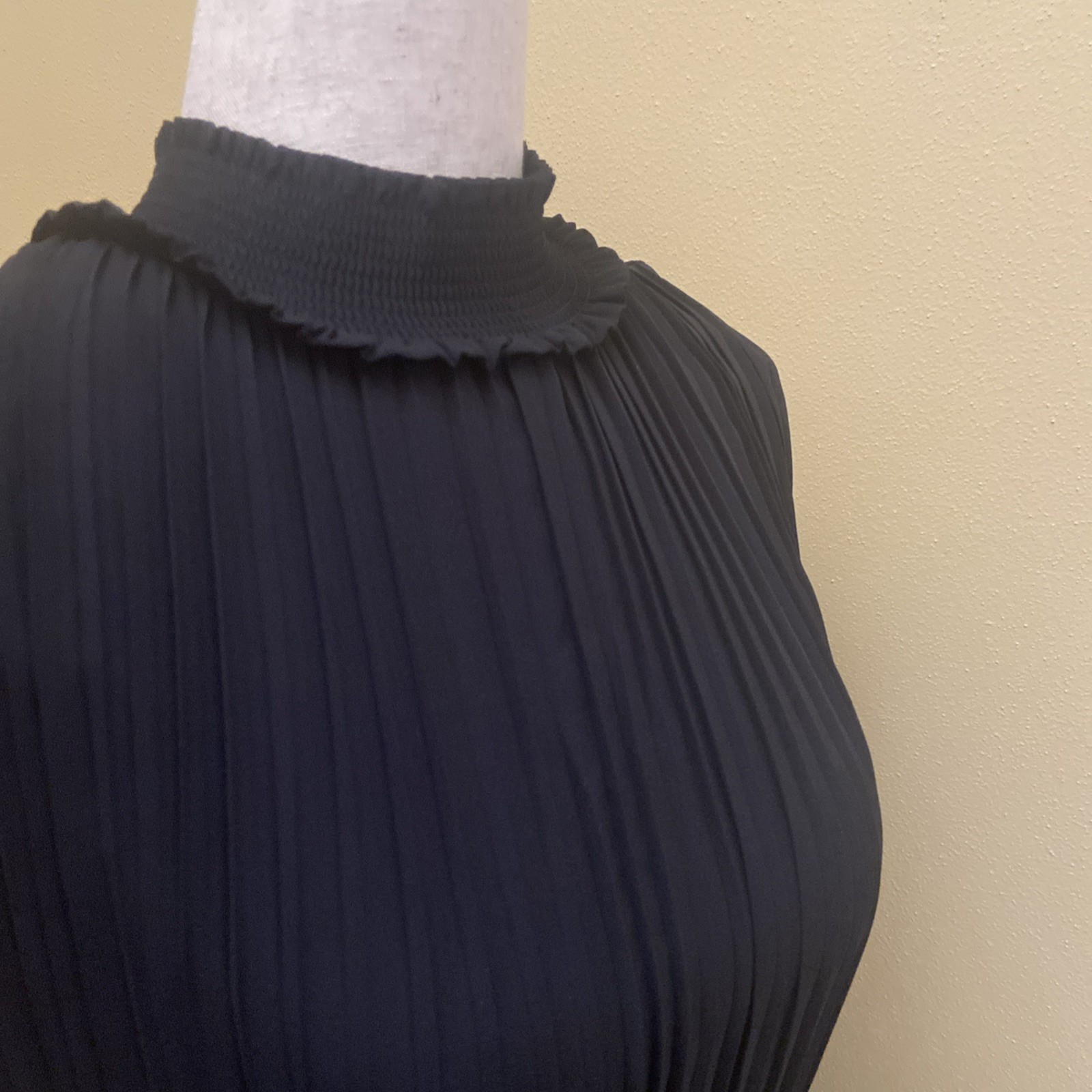 Nanette Lepore Black and white size 12 High Neck Pleated Dress NWT Org $ 148
