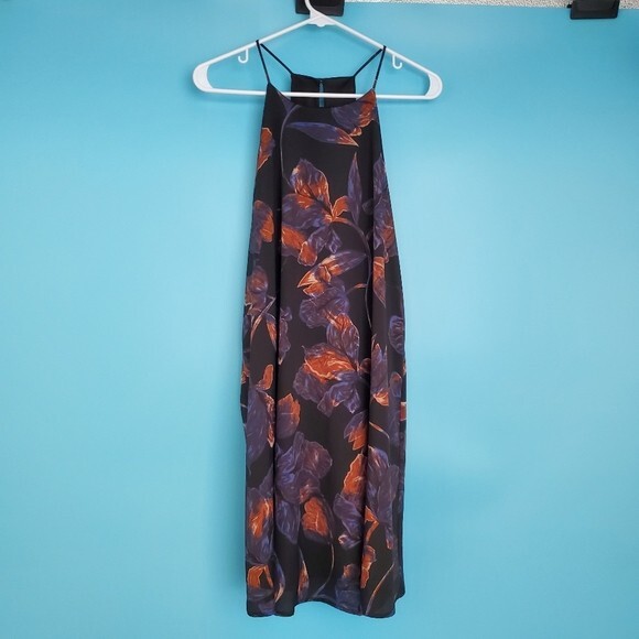 Everly Women’s Size Medium Floral Black Shift Knee Length Sleeveless Dress