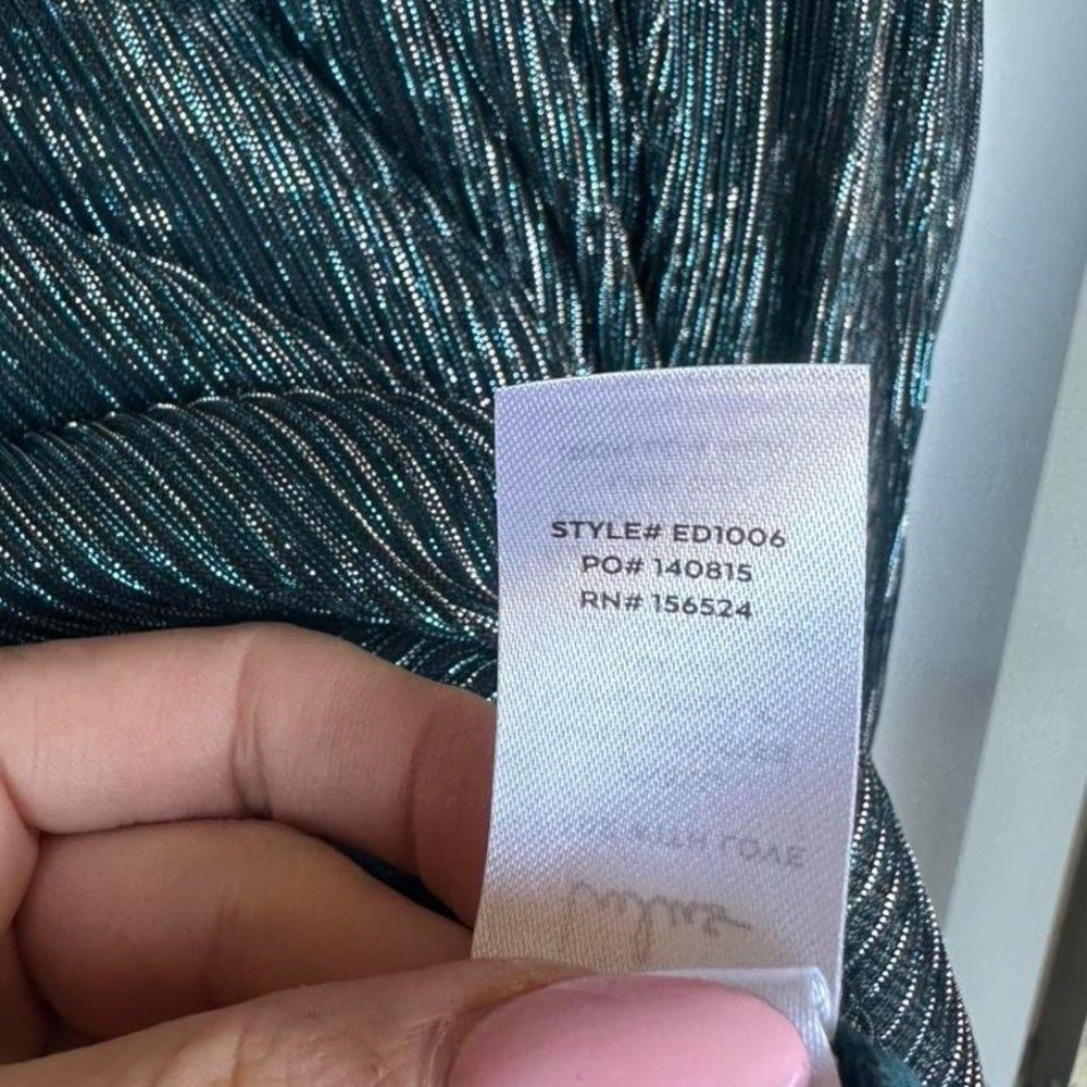 👗 Lulus Teal Metallic Pleated Mini DressBrand new with tags! ✨ Size S