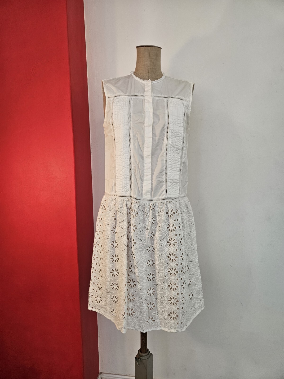 0039 Italy White Cotton Dress Lace Sleeveless Victorian infused Size M