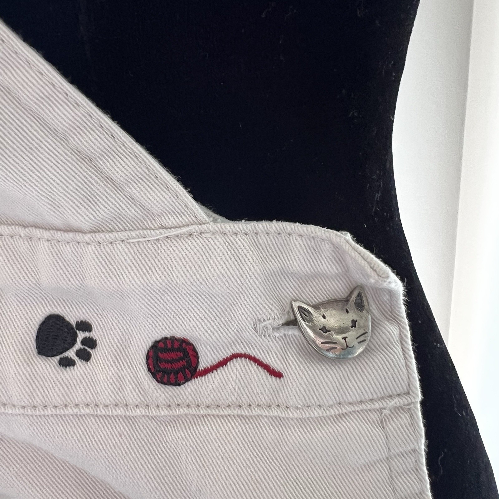 Black Cat Embroidered Cream Pullover Dress Cat Buttons Pockets One Of A Kind